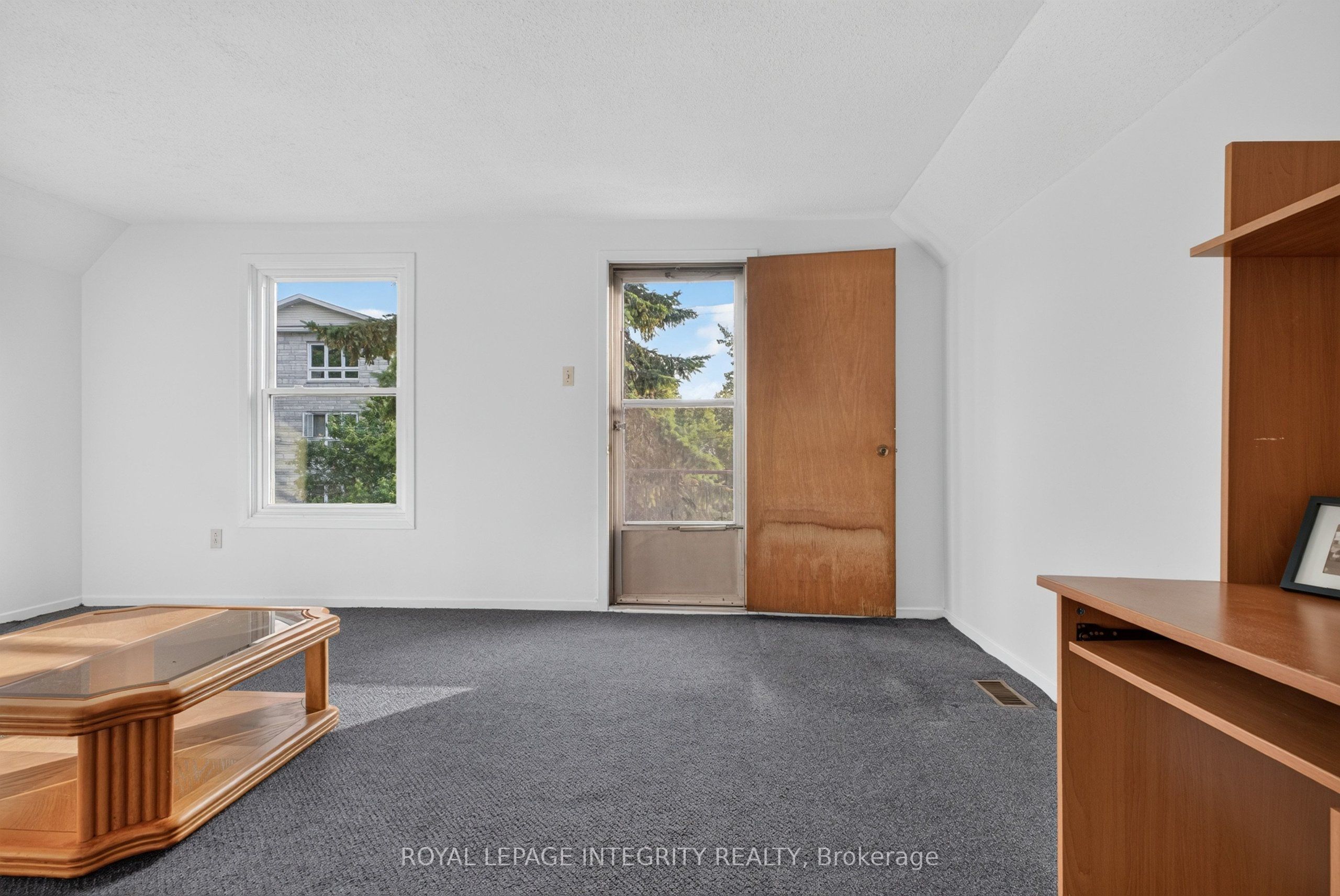 141 Percy Street Property Photo 33