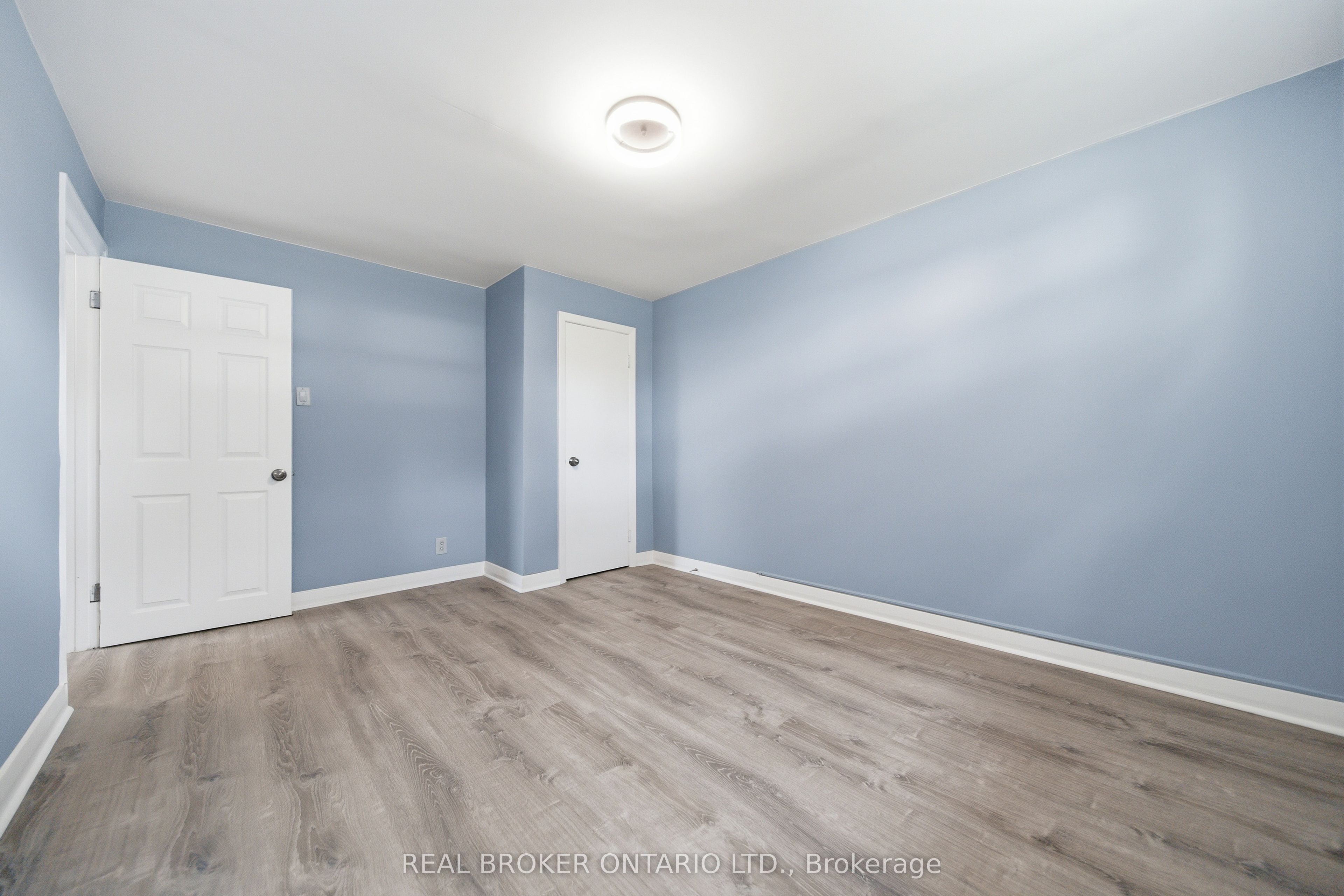 293 Highland Road E C Property Photo 5
