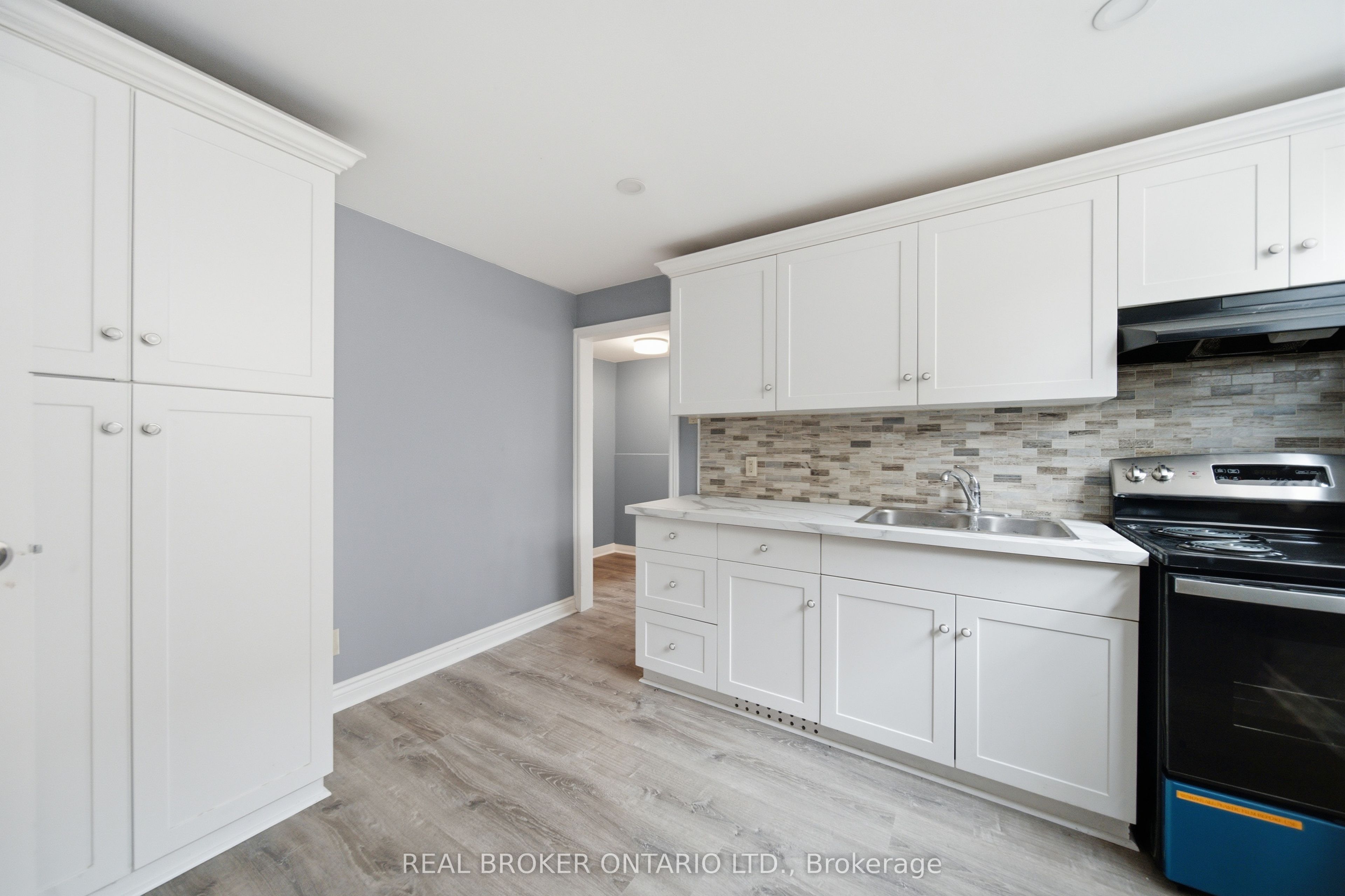 293 Highland Road E C Property Photo 9