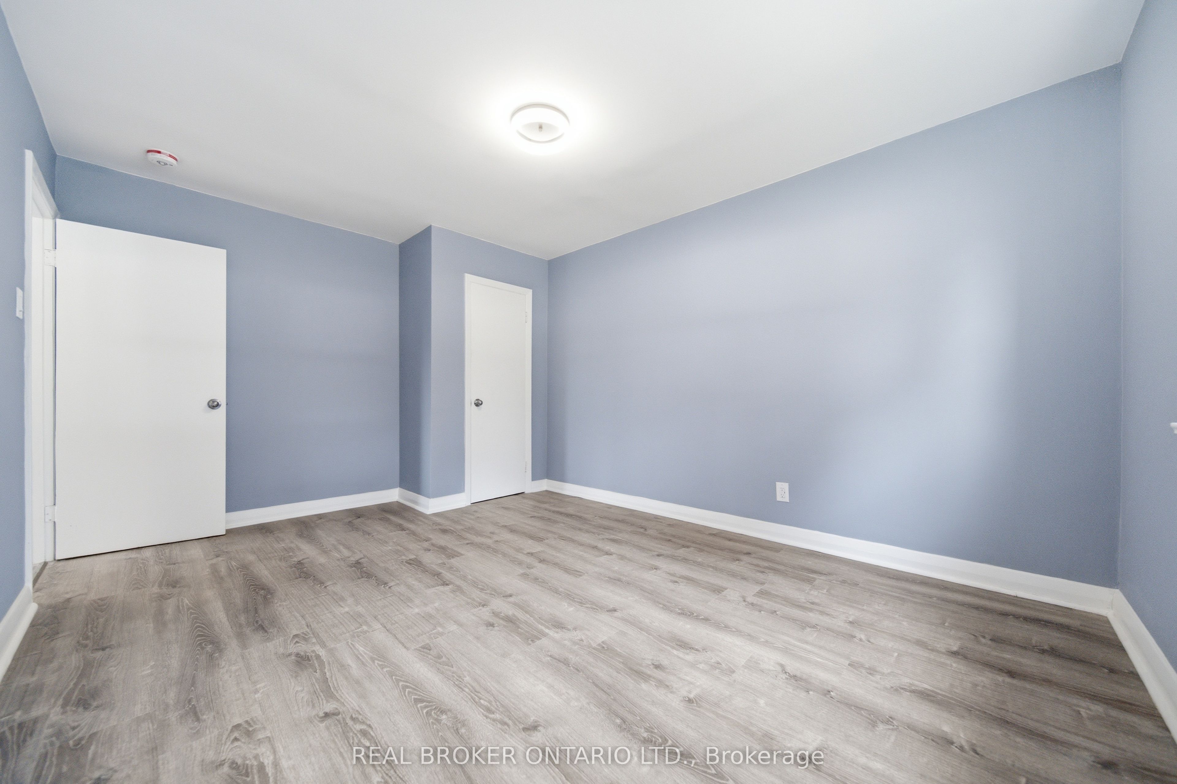 293 Highland Road E B Property Photo 7