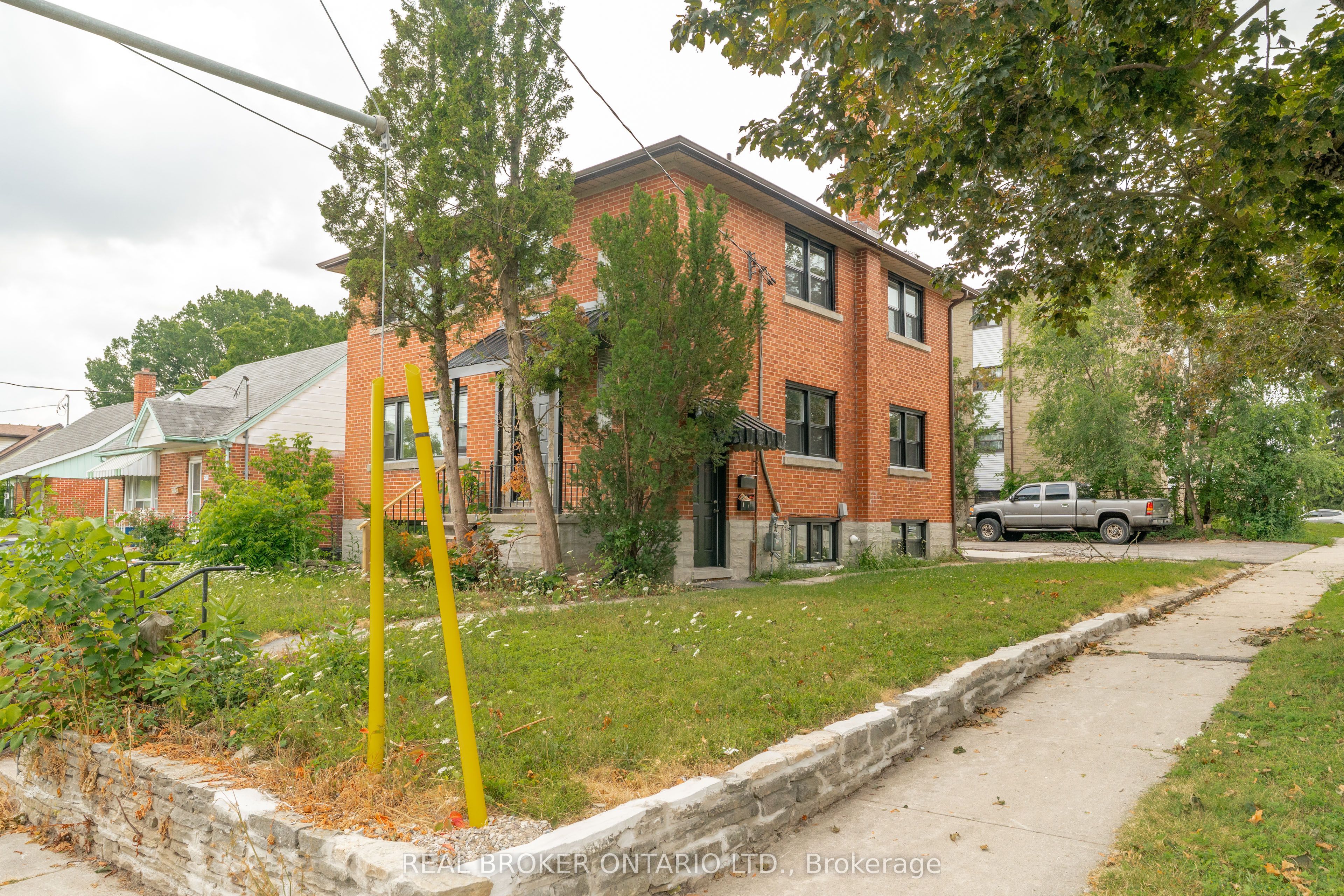 293 Highland Road E A Property Photo 15