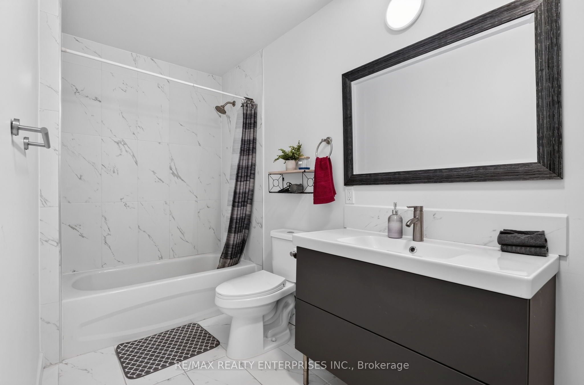 24 Charles Street Property Photo 22
