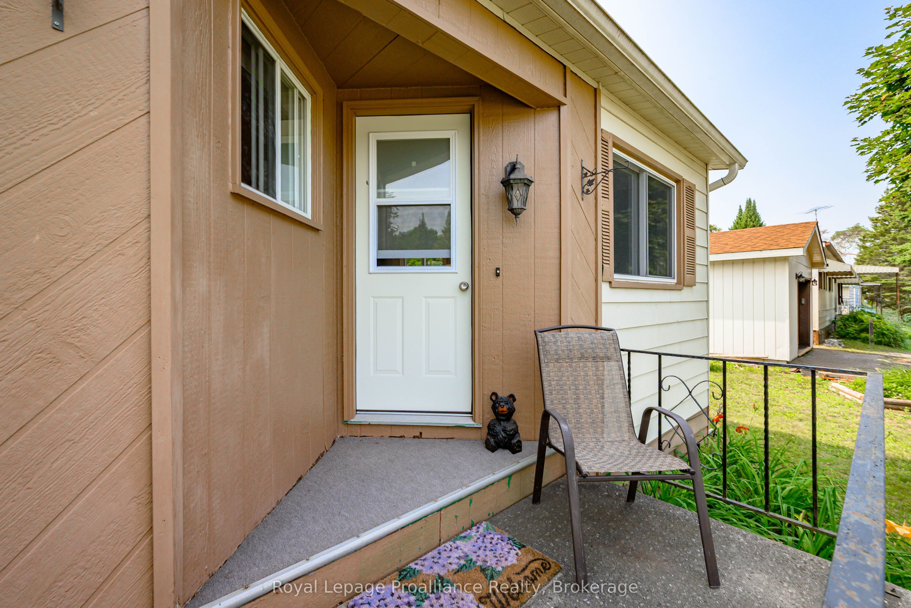 1064 Eighth Lane Property Photo 10