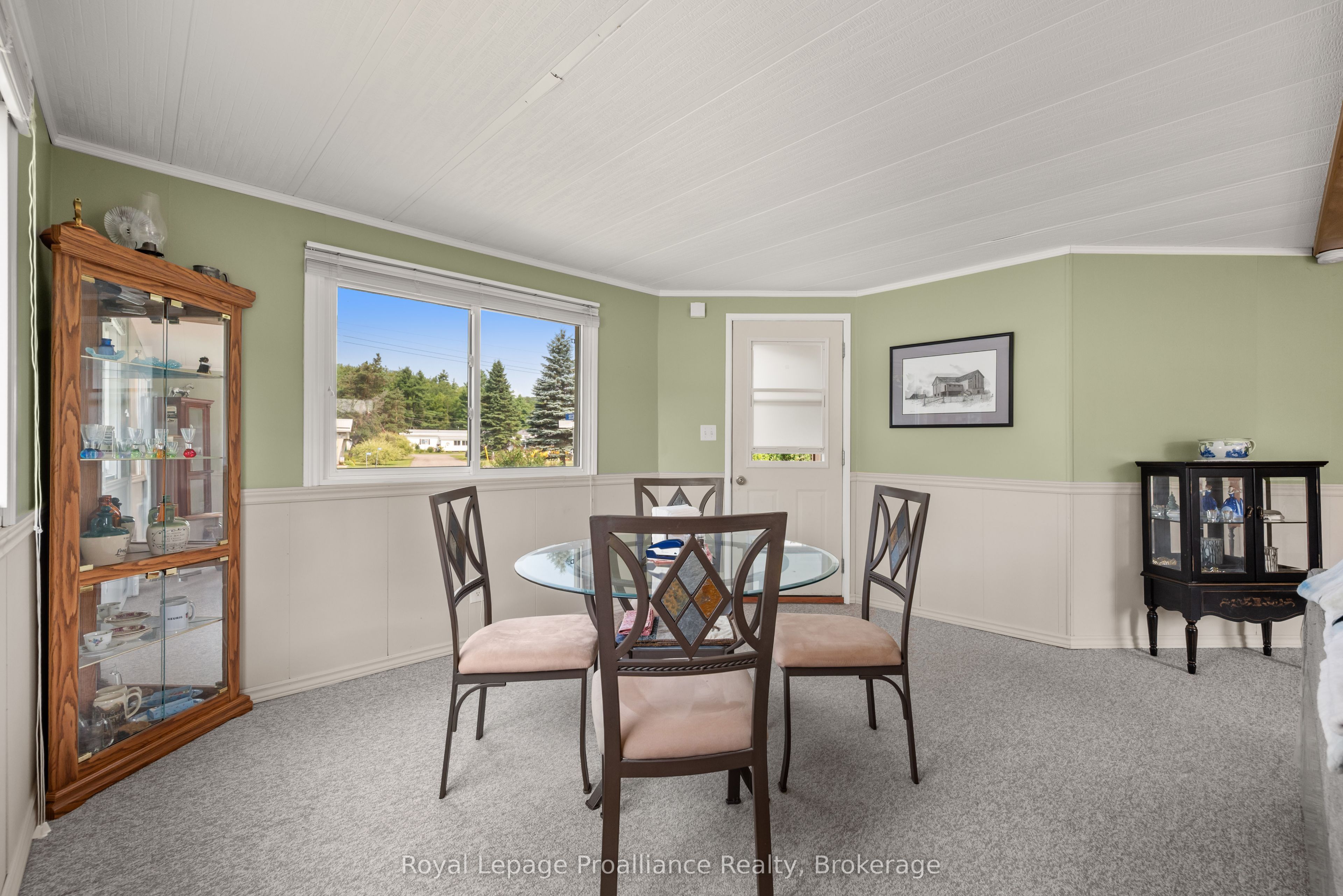 1064 Eighth Lane Property Photo 11