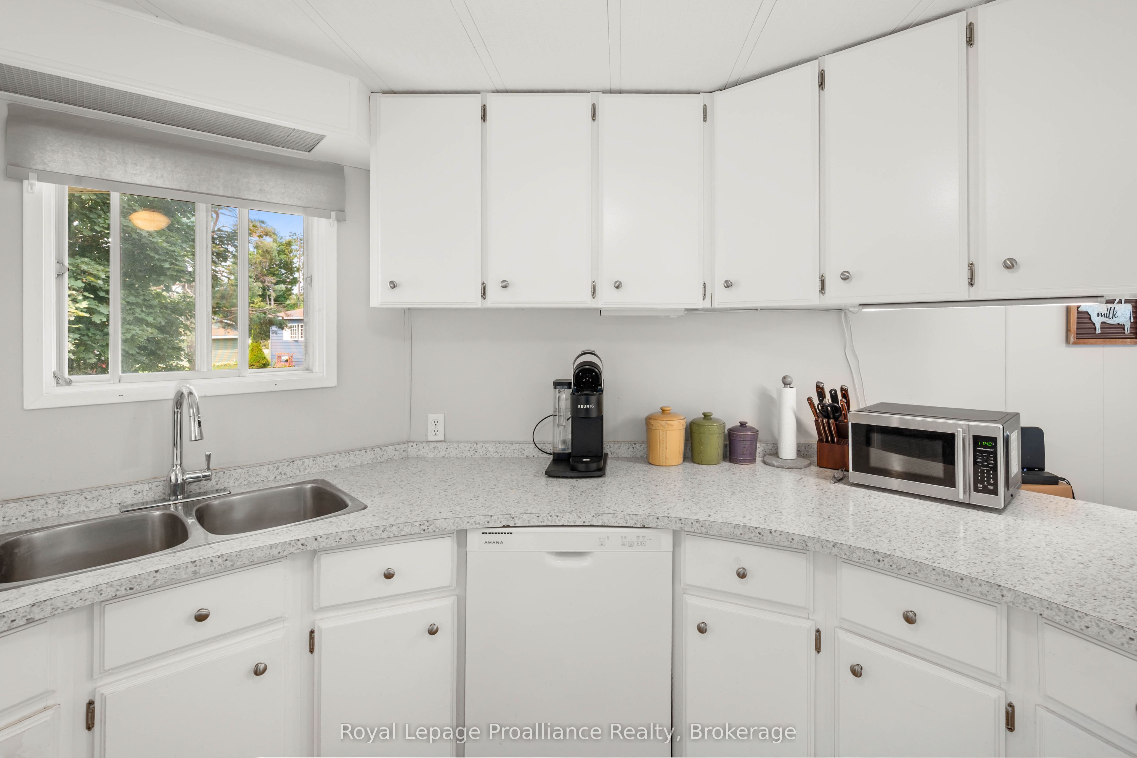 1064 Eighth Lane Property Photo 19