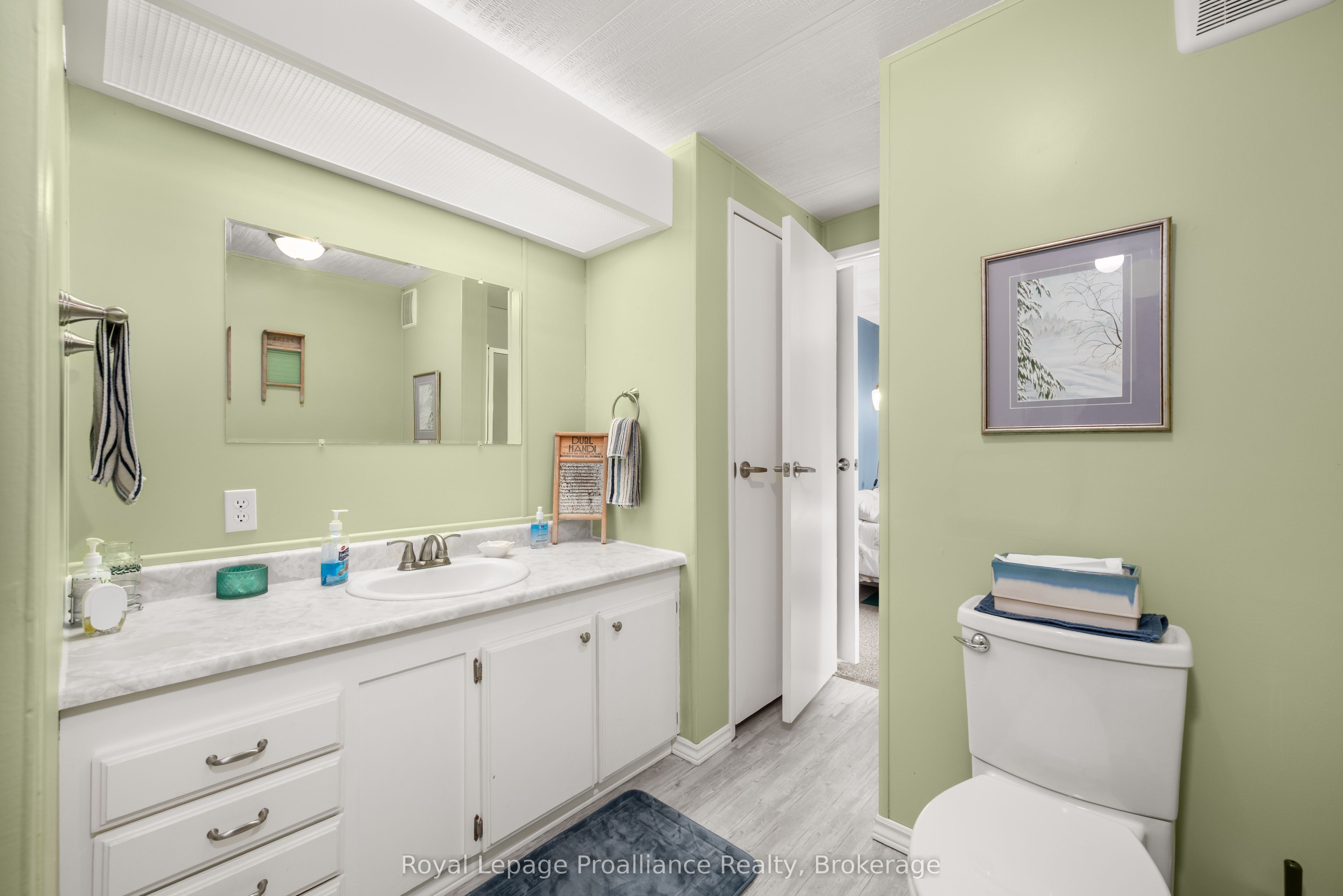 1064 Eighth Lane Property Photo 32
