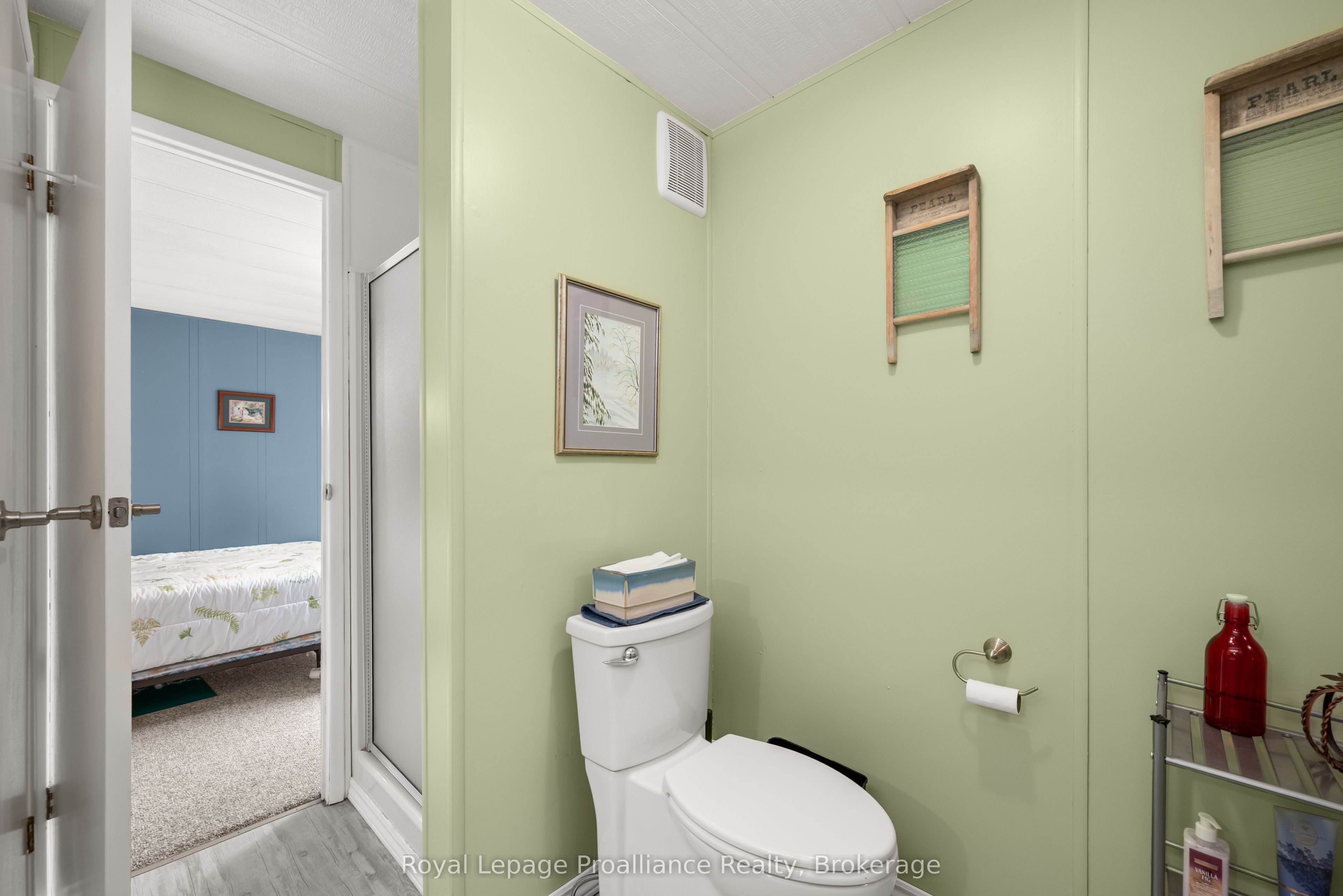 1064 Eighth Lane Property Photo 33