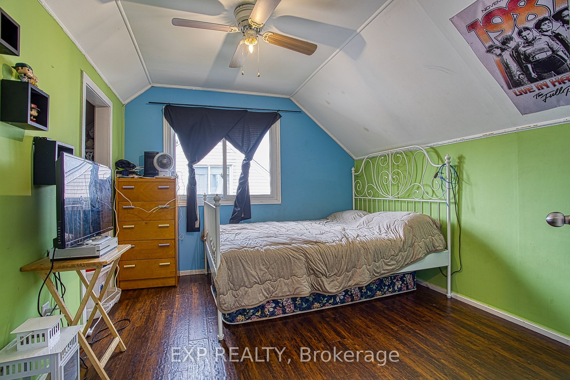 139 Glassco Avenue N Property Photo 13