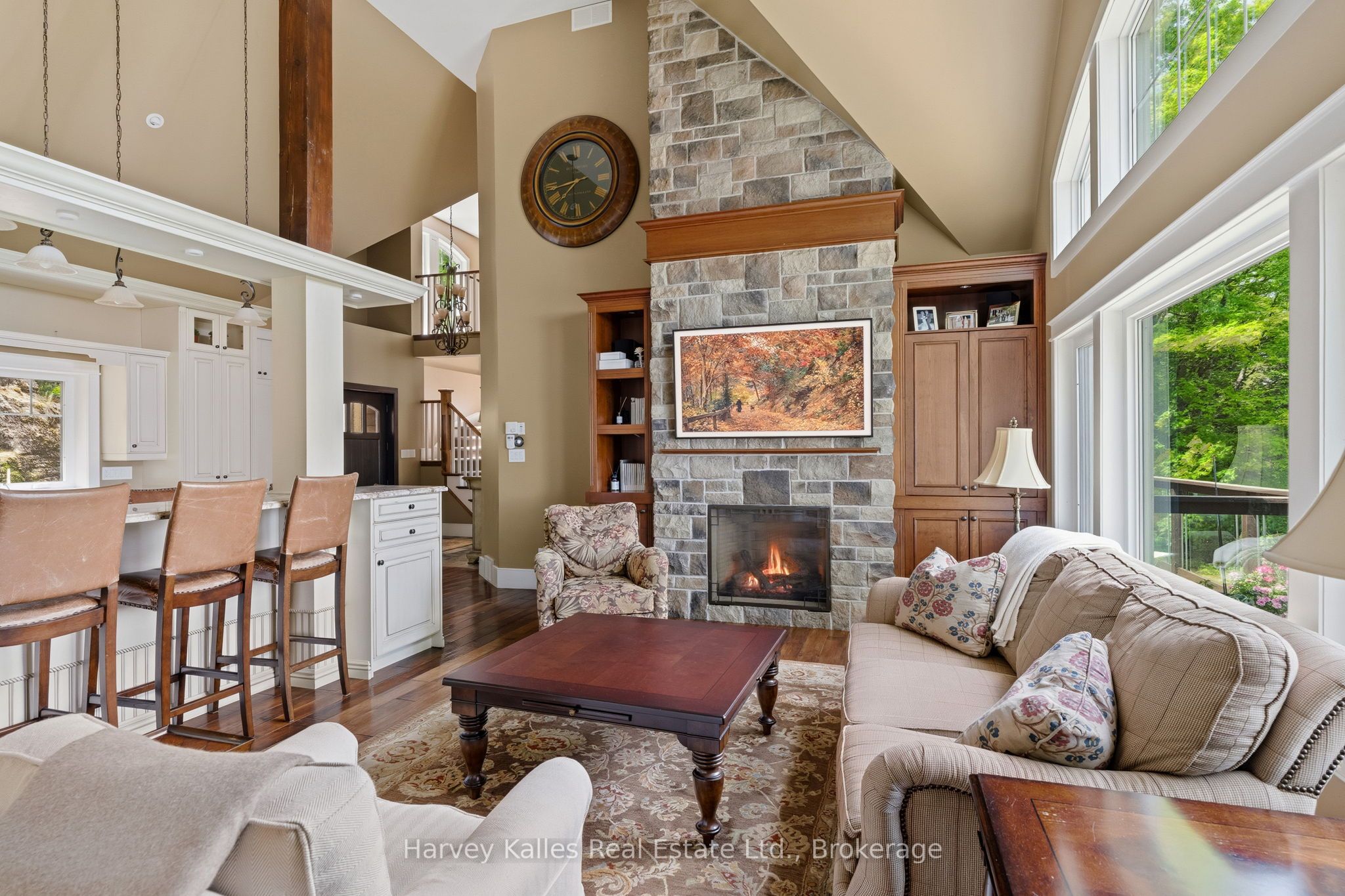161 Town Line Road E Property Photo 12