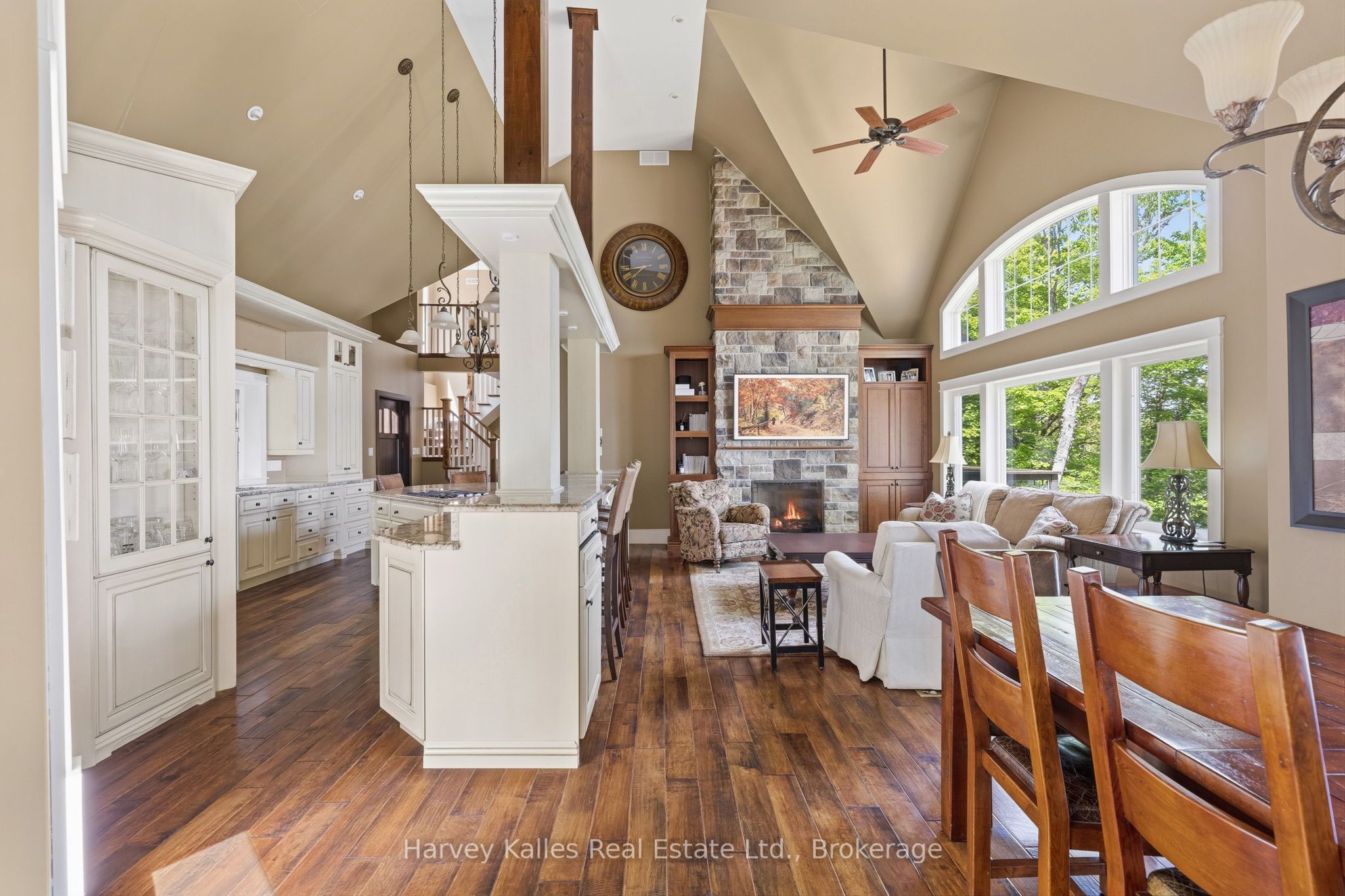 161 Town Line Road E Property Photo 14