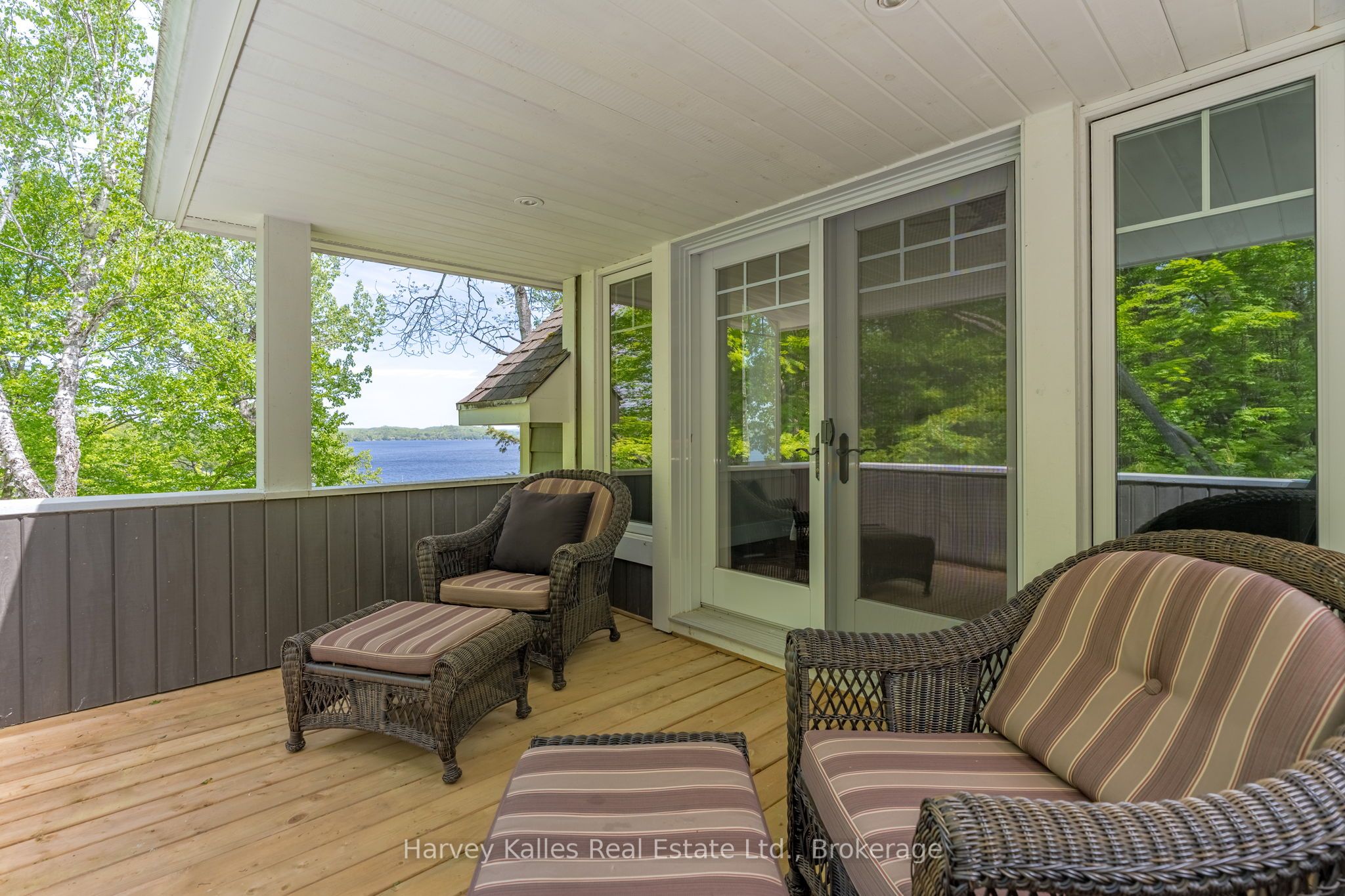161 Town Line Road E Property Photo 29
