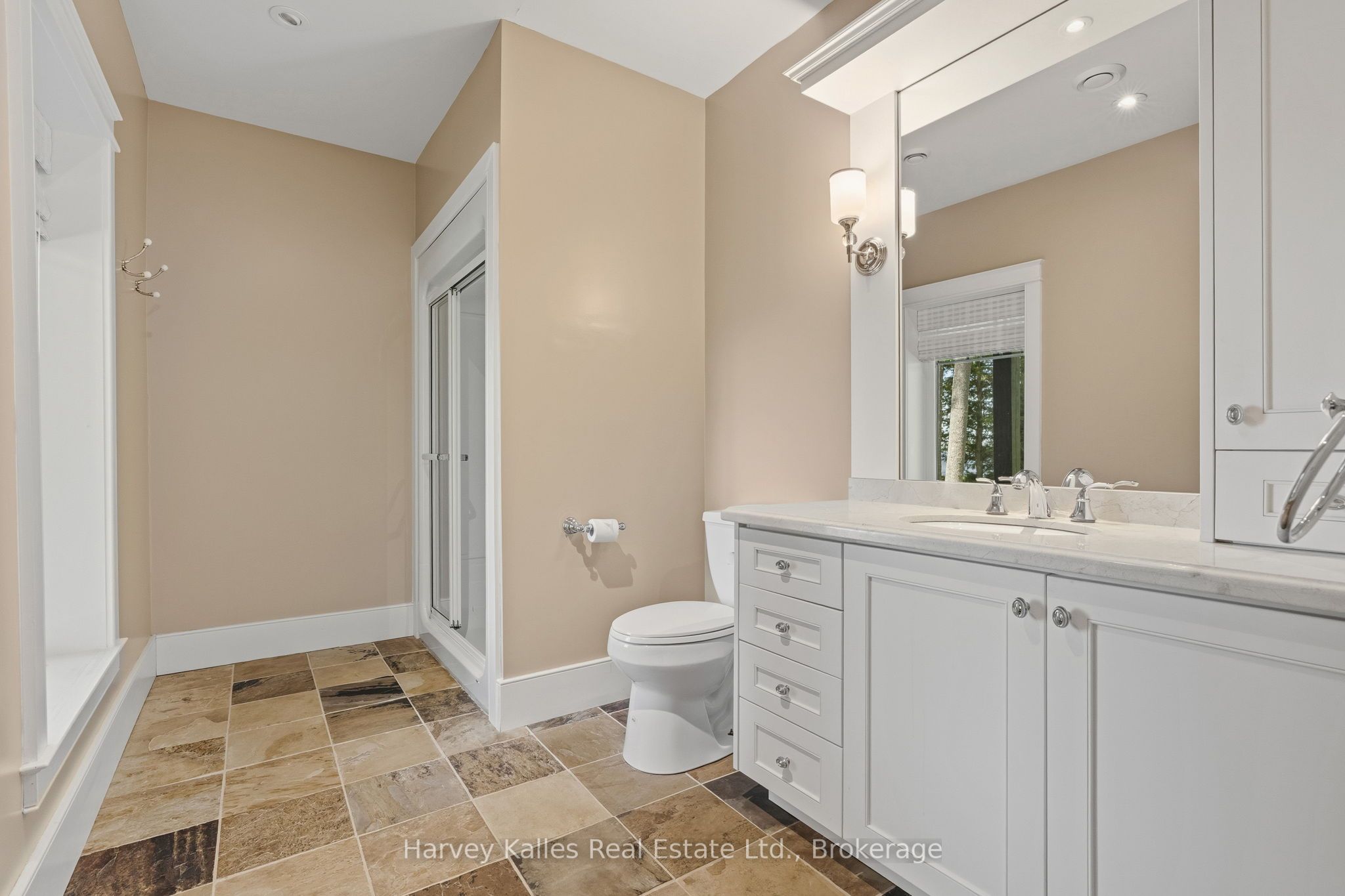 161 Town Line Road E Property Photo 38