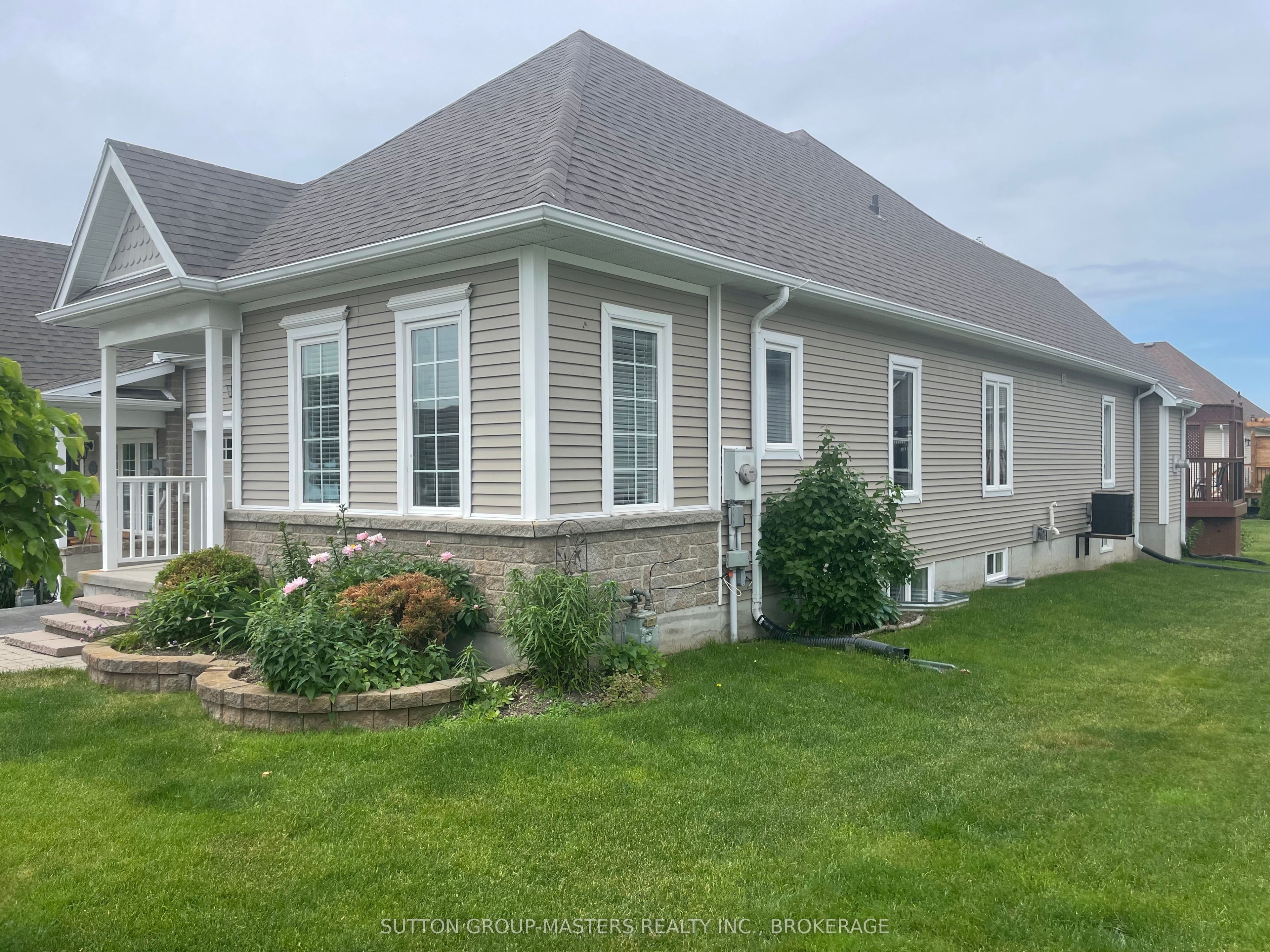 133 Britannia Crescent Property Photo 3