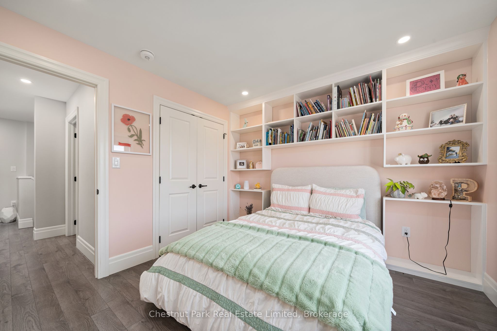 18 Curtis Street Property Photo 27