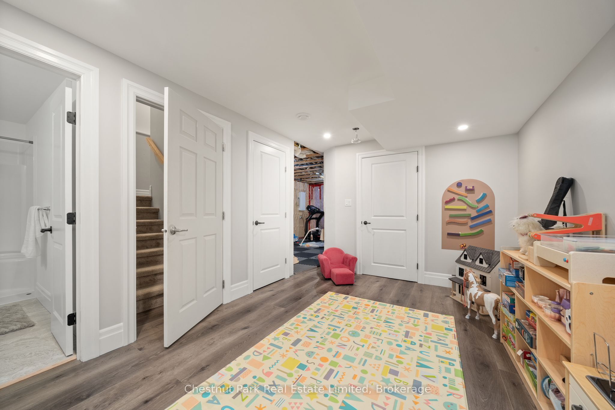 18 Curtis Street Property Photo 33