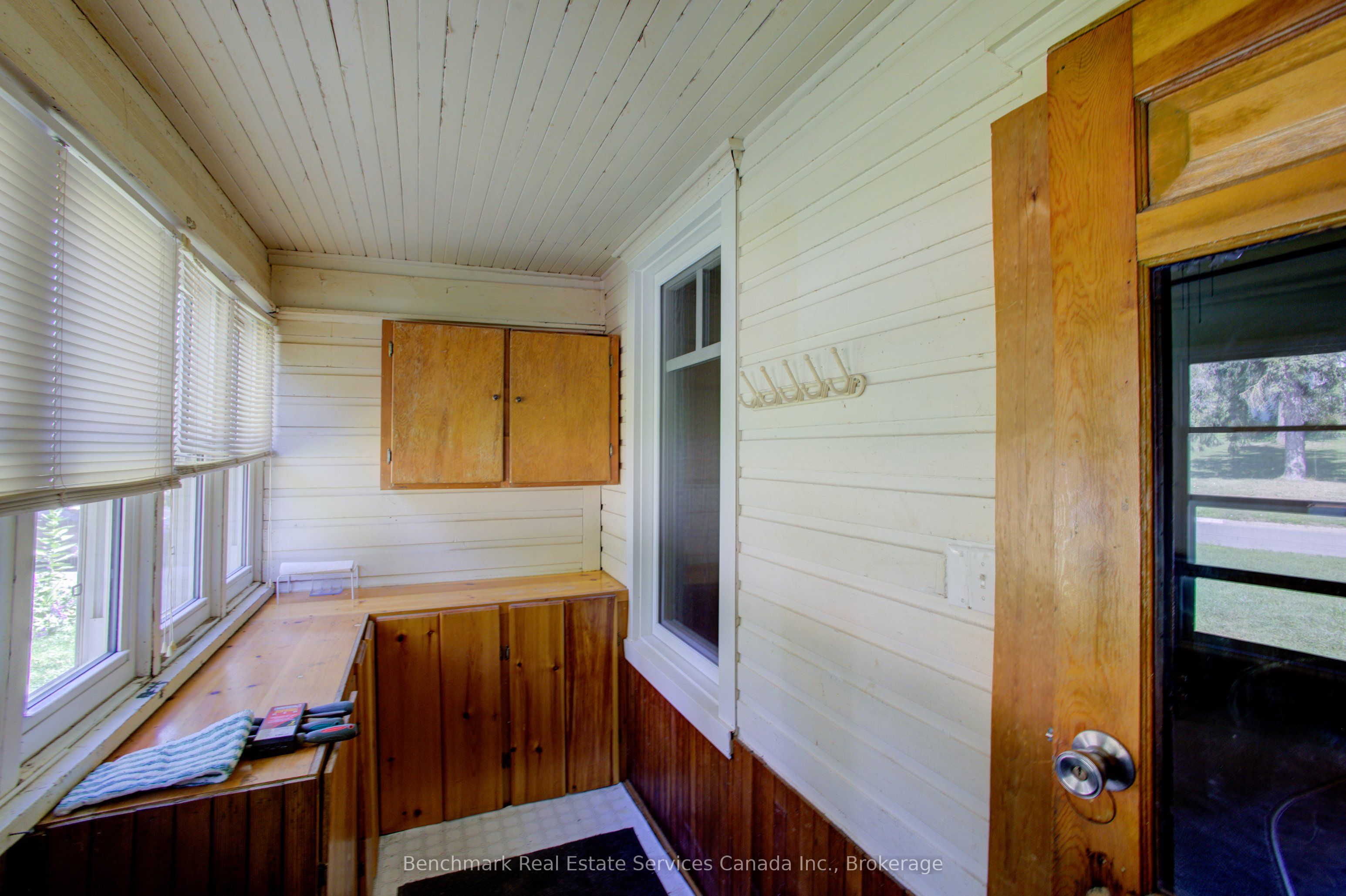 237 Thomas Street Property Photo 4