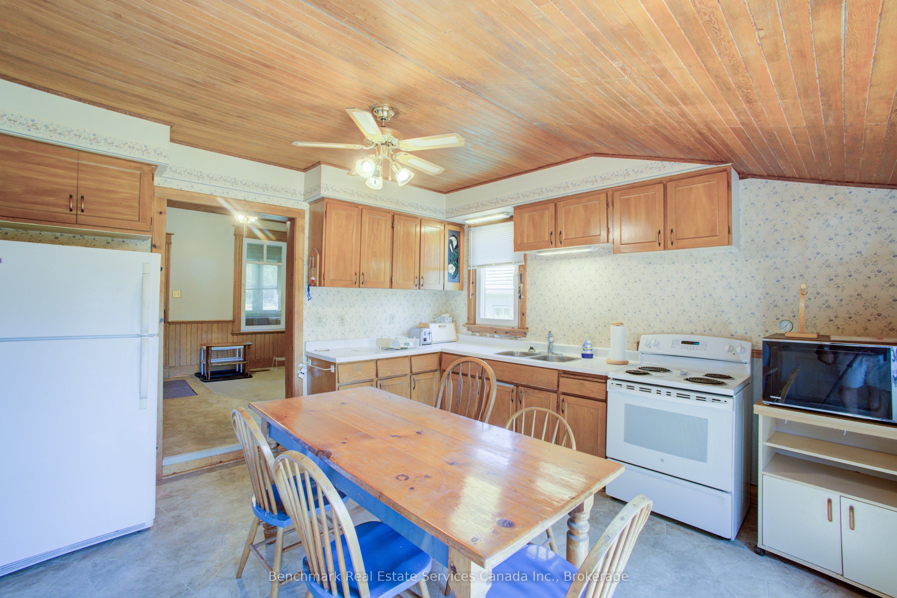 237 Thomas Street Property Photo 9