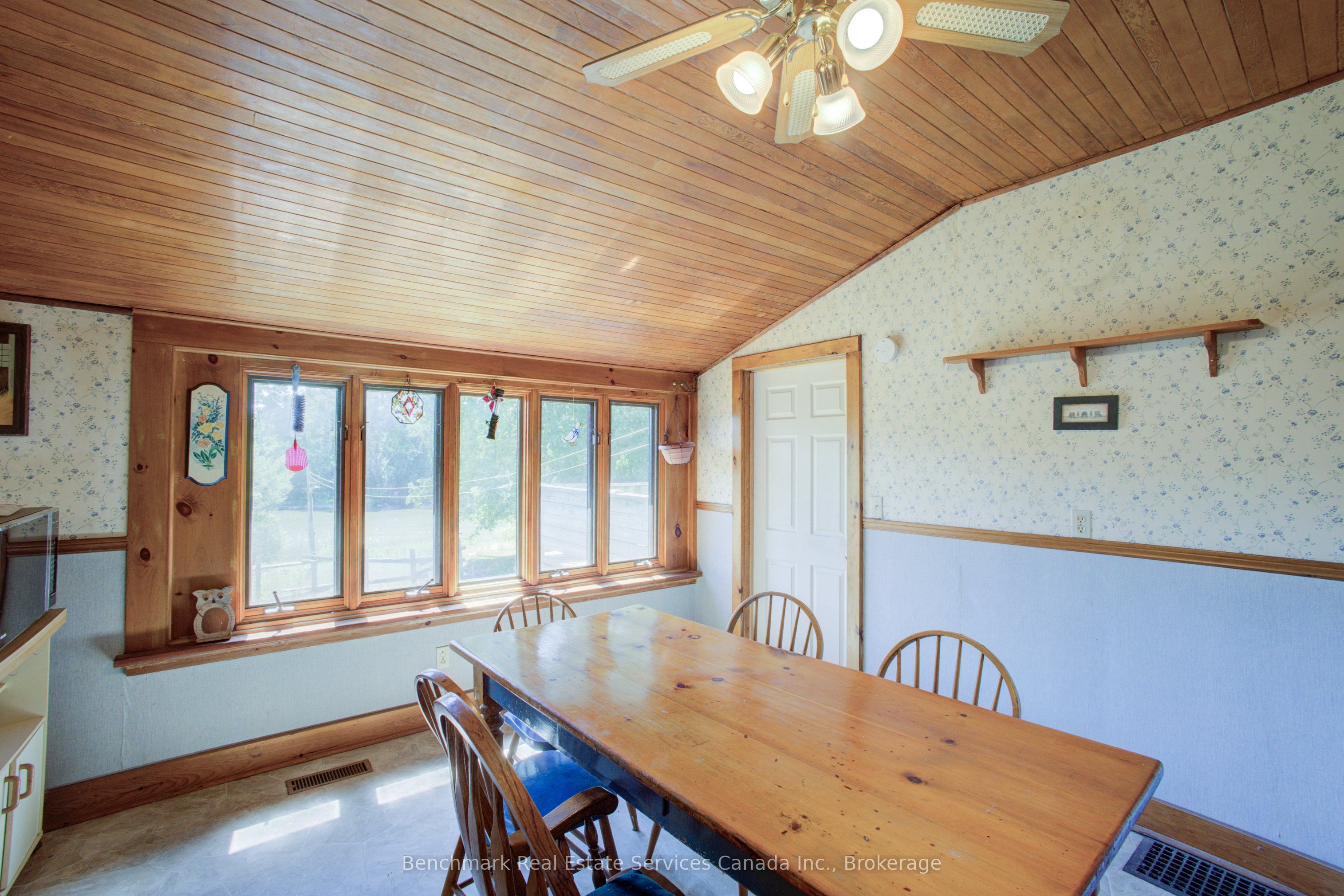 237 Thomas Street Property Photo 11