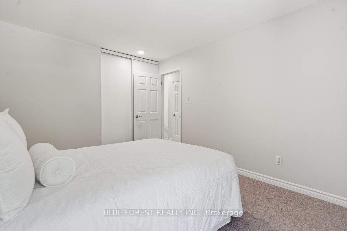 742 Fanshawe Park Road E Property Photo 27