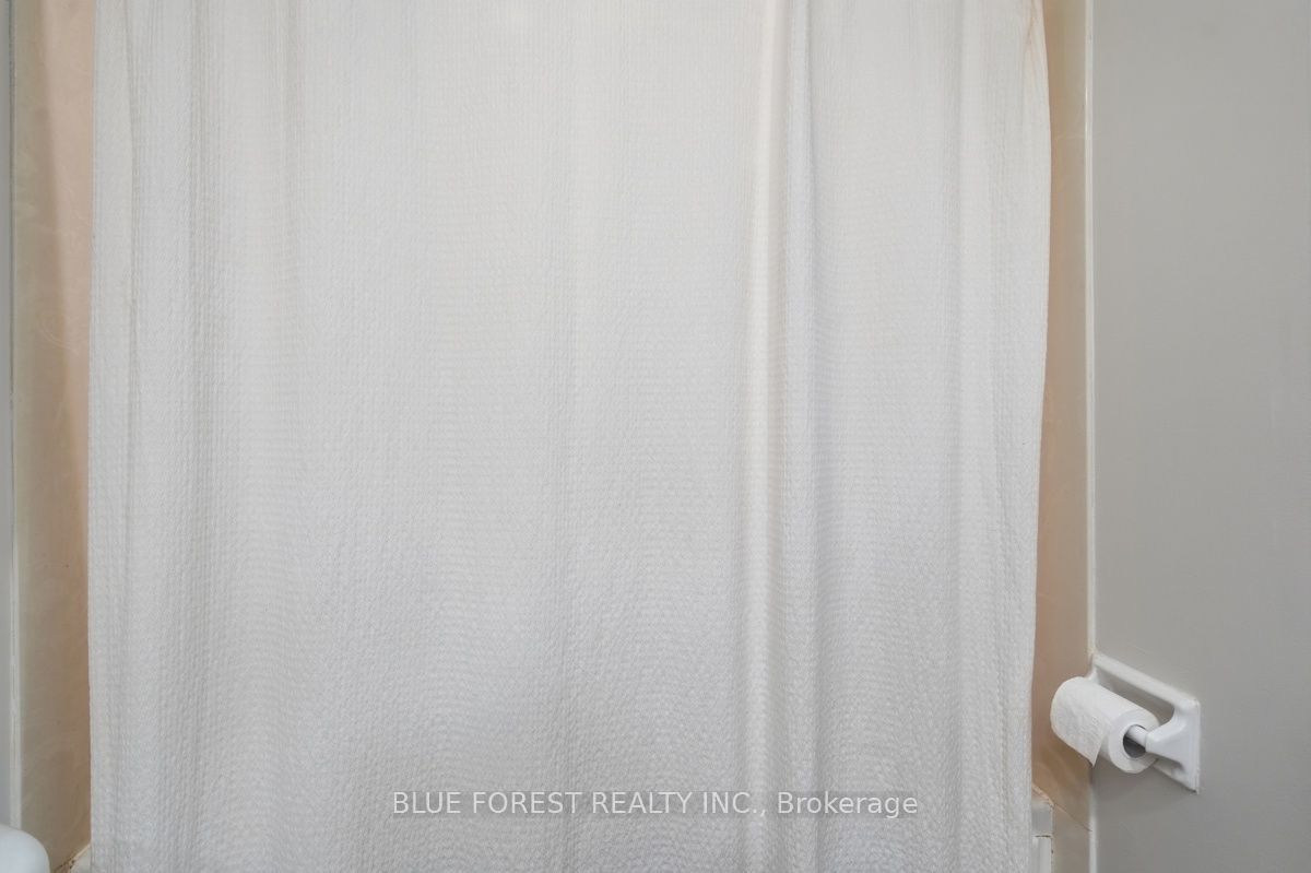 742 Fanshawe Park Road E Property Photo 33