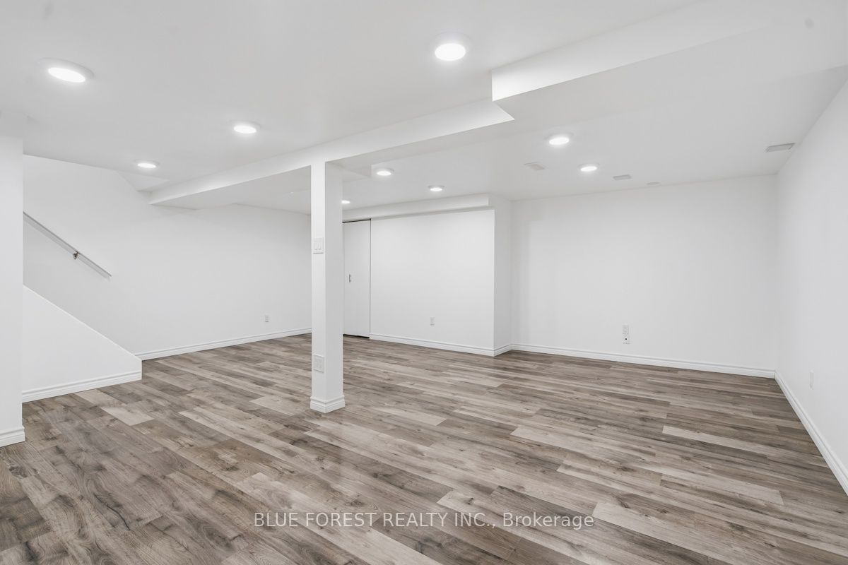 742 Fanshawe Park Road E Property Photo 35