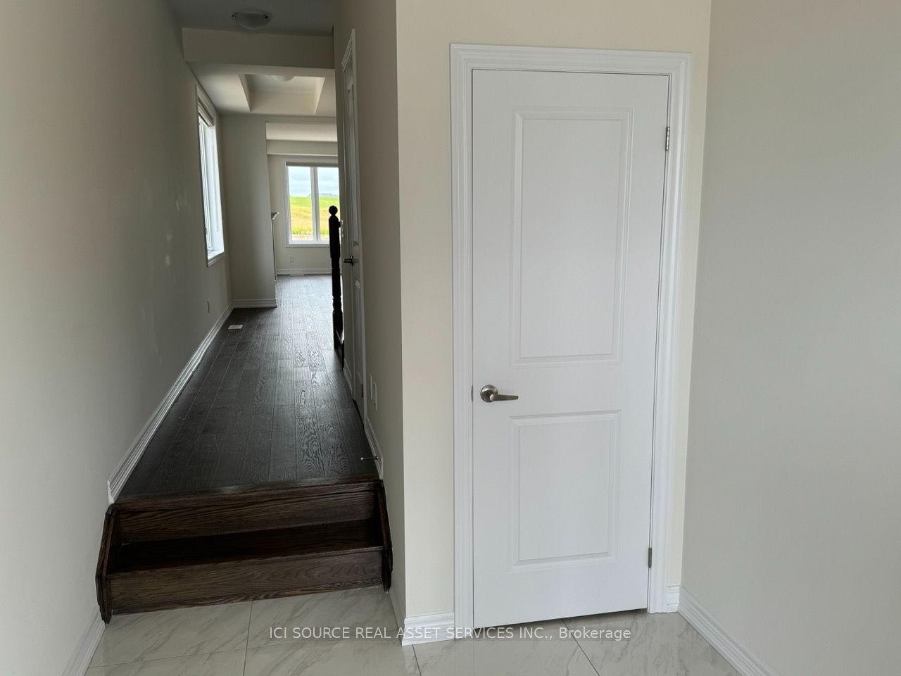 10 Guernsey Drive Property Photo 3