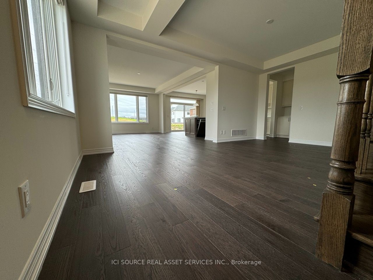 10 Guernsey Drive Property Photo 5