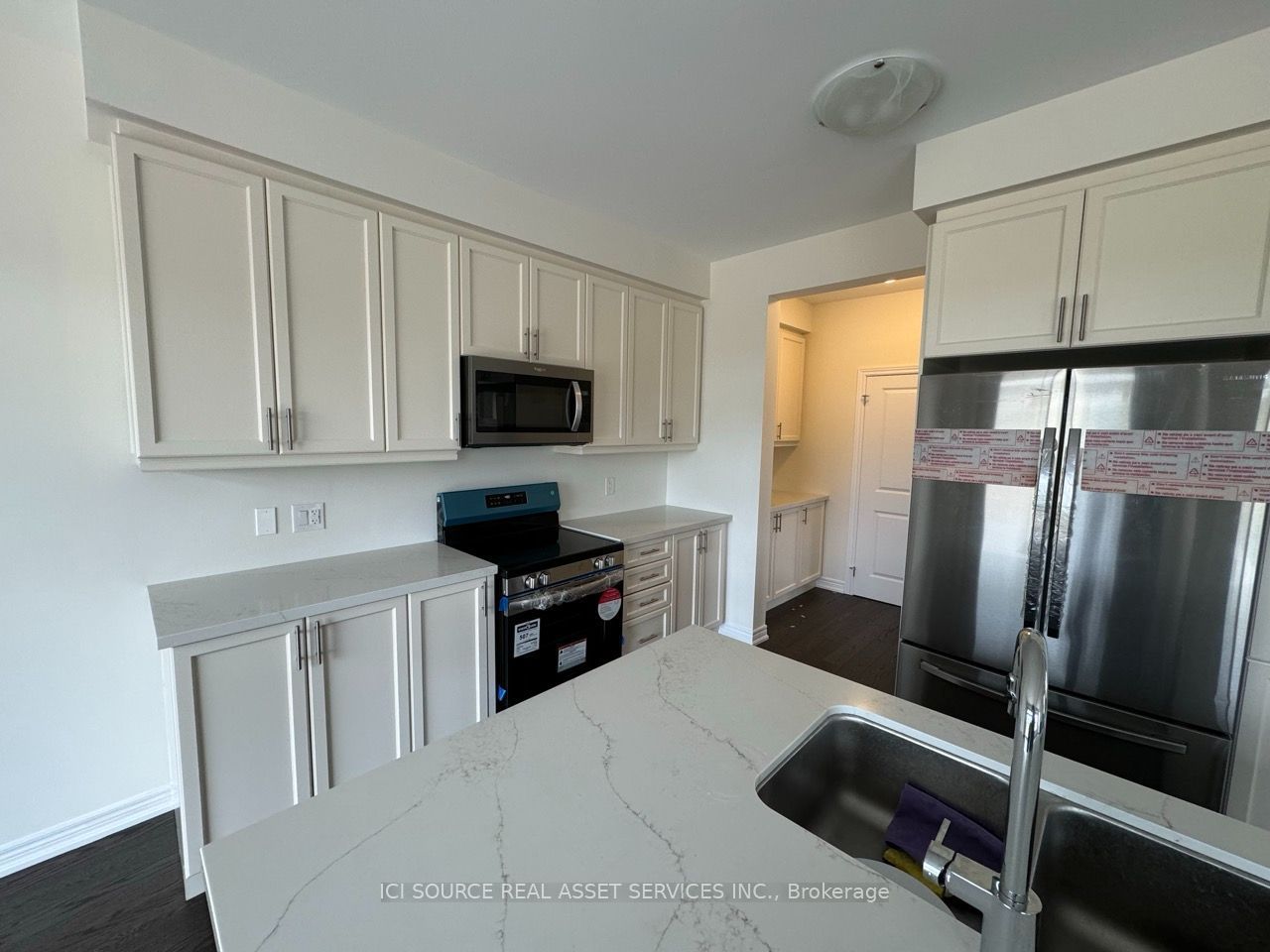 10 Guernsey Drive Property Photo 12