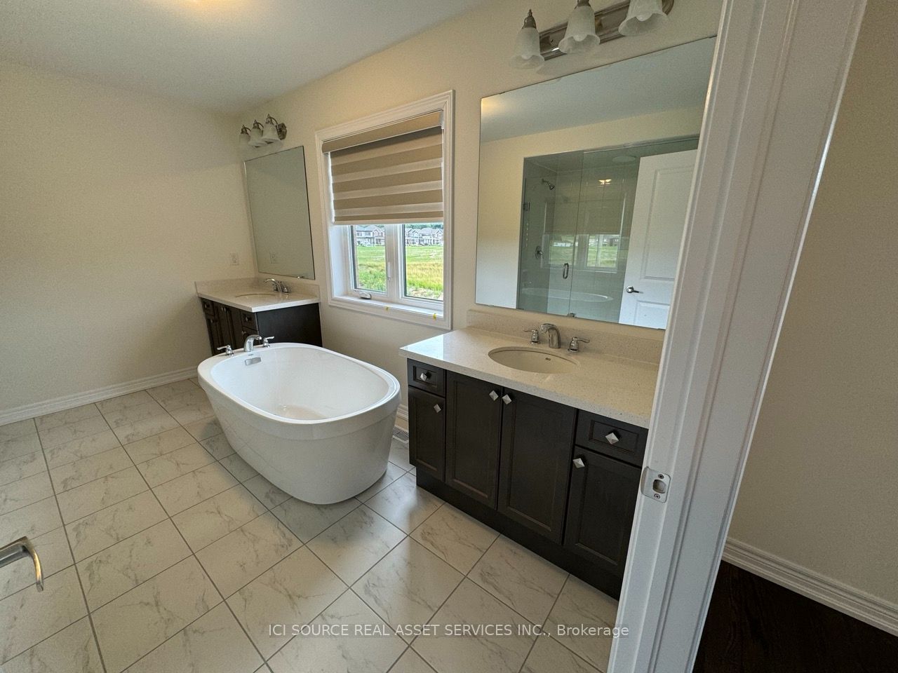 10 Guernsey Drive Property Photo 26