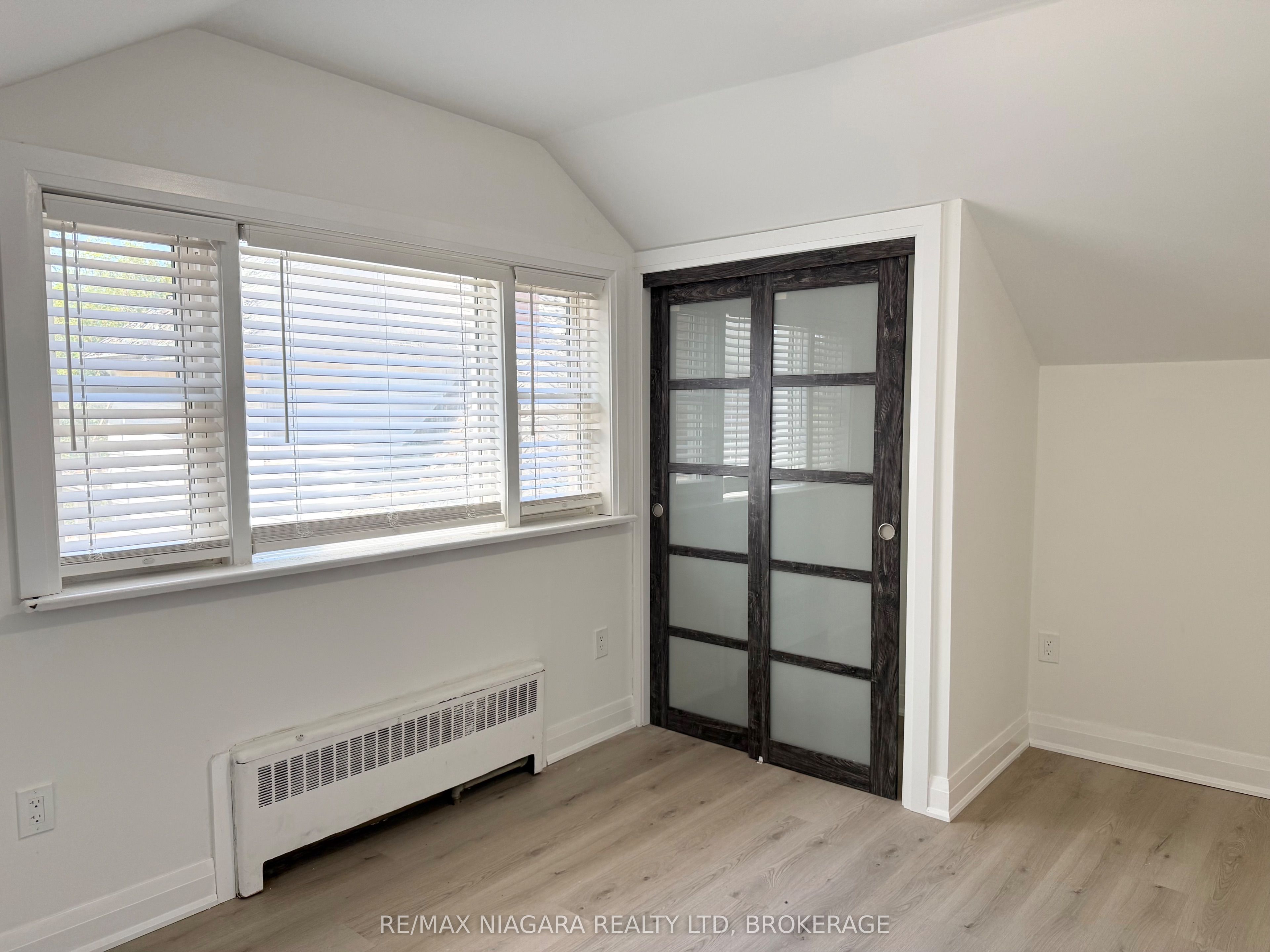 4711 River Road Unit 2 Property Photo 15