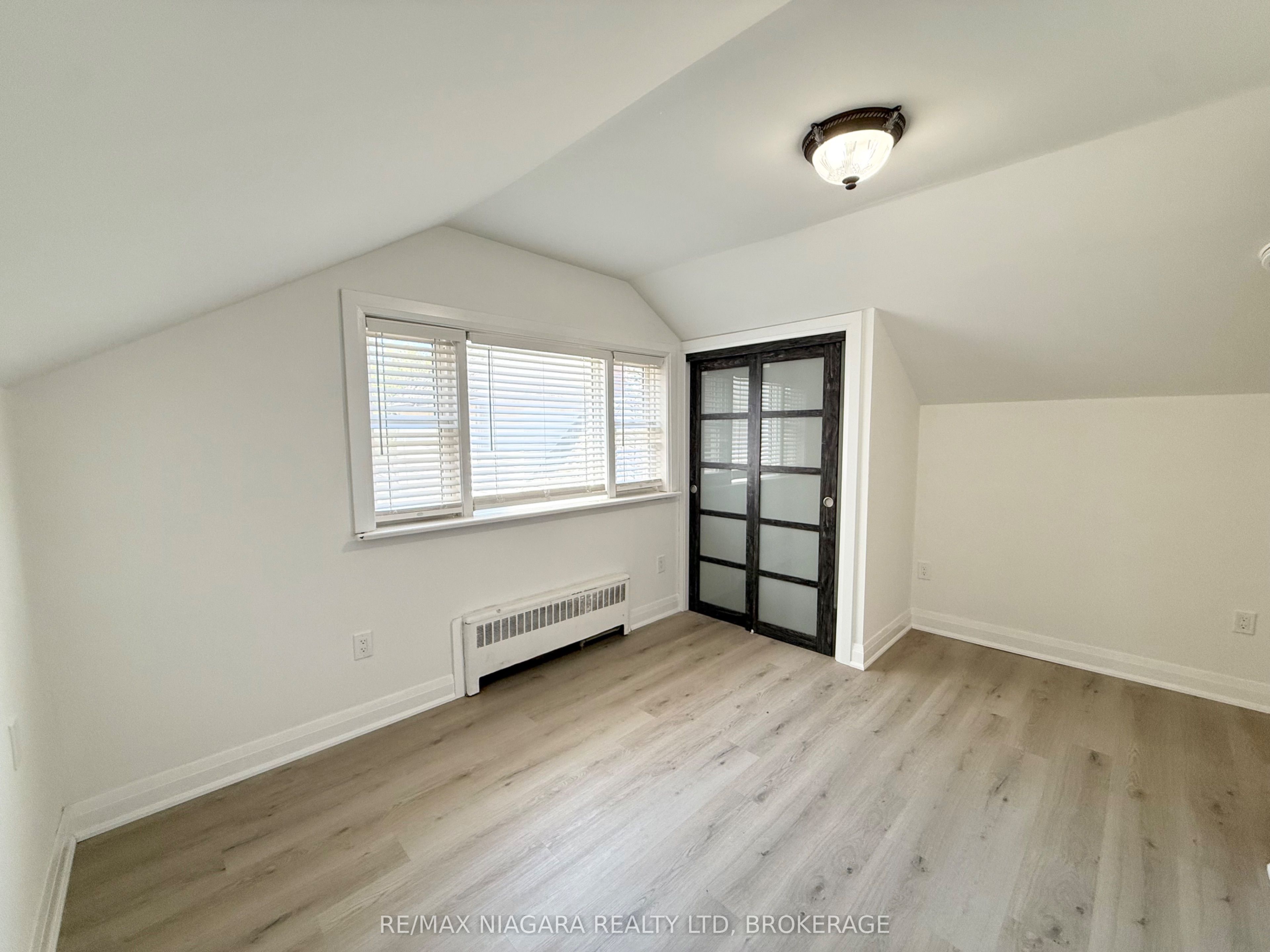 4711 River Road Unit 2 Property Photo 16