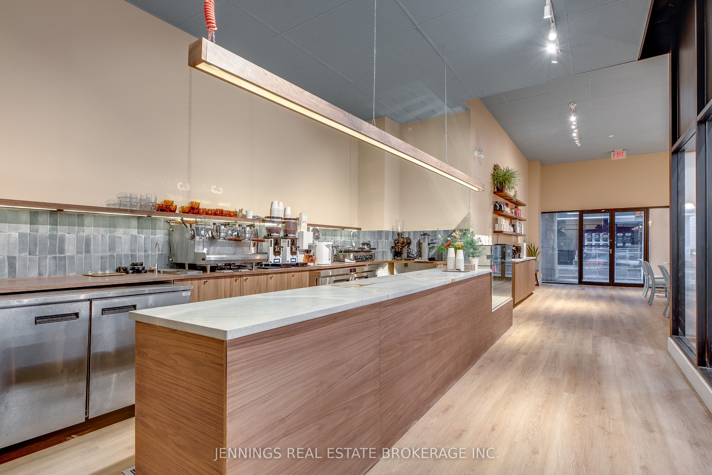 141 Laurier Avenue 105 Property Photo 8