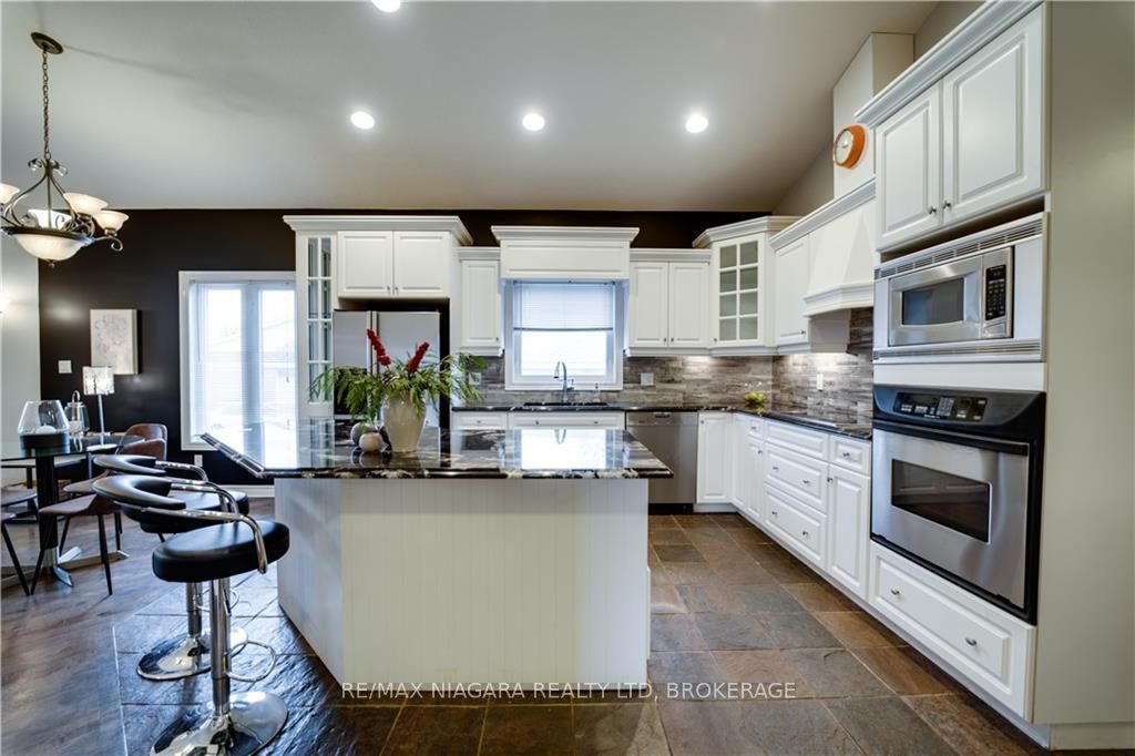 1487 Barron Road Property Photo 3