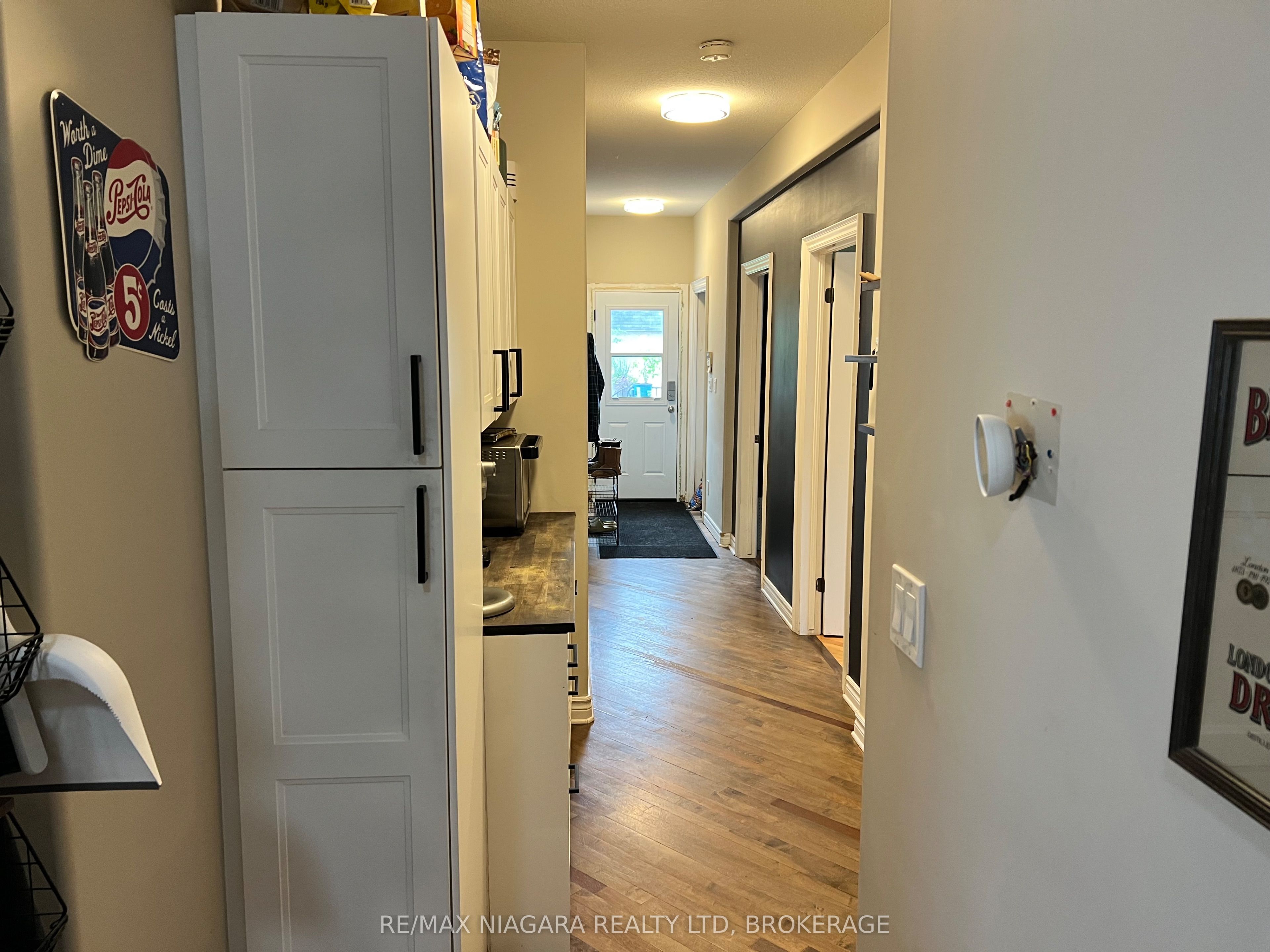 1487 Barron Road Property Photo 7