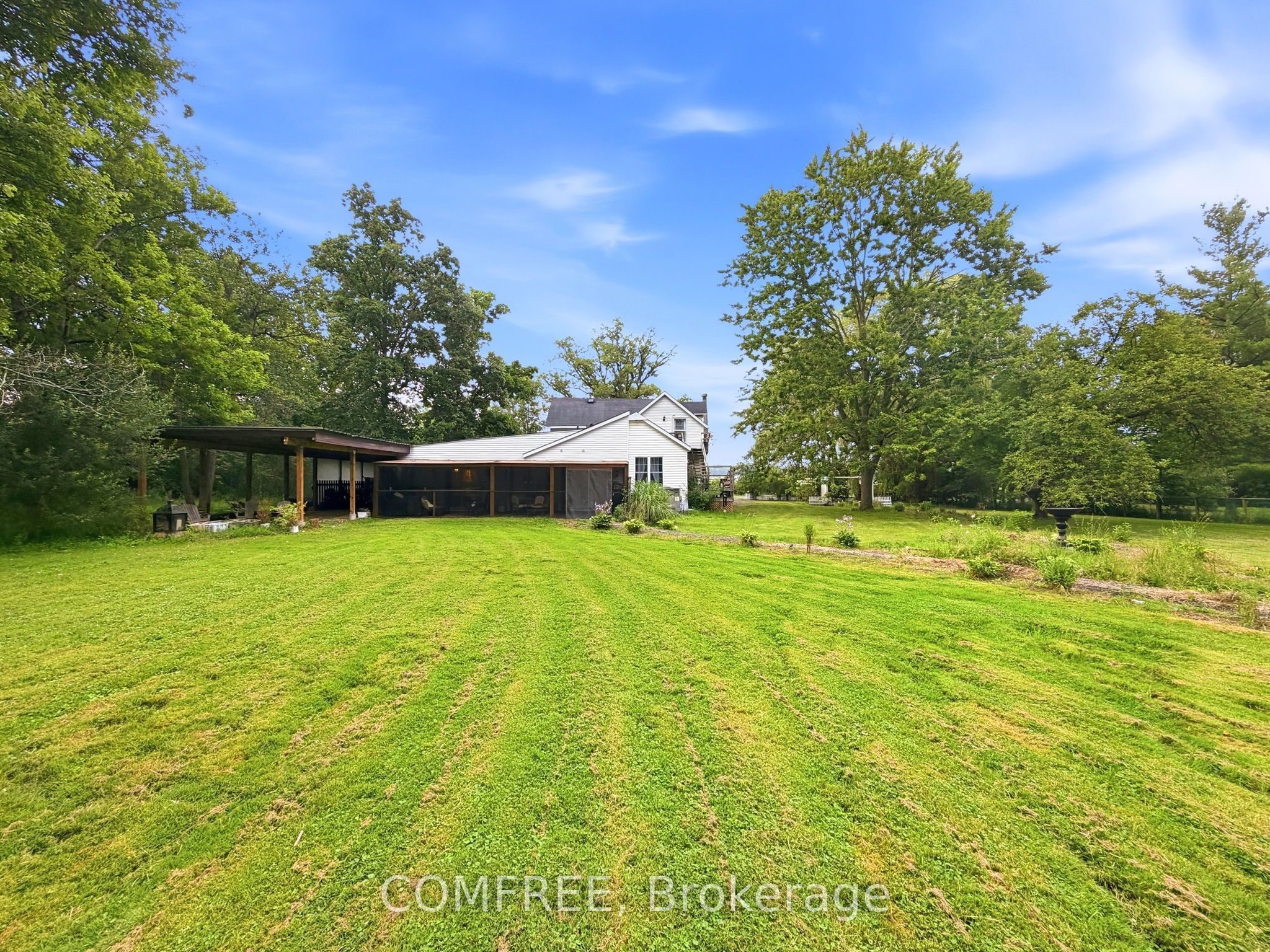 8950 Brown Road Property Photo 7