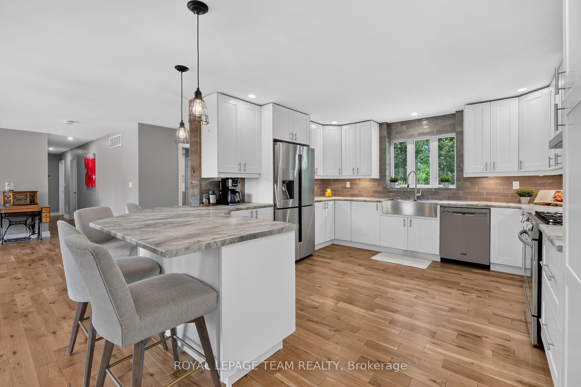 1830 Rollin Road Property Photo 10