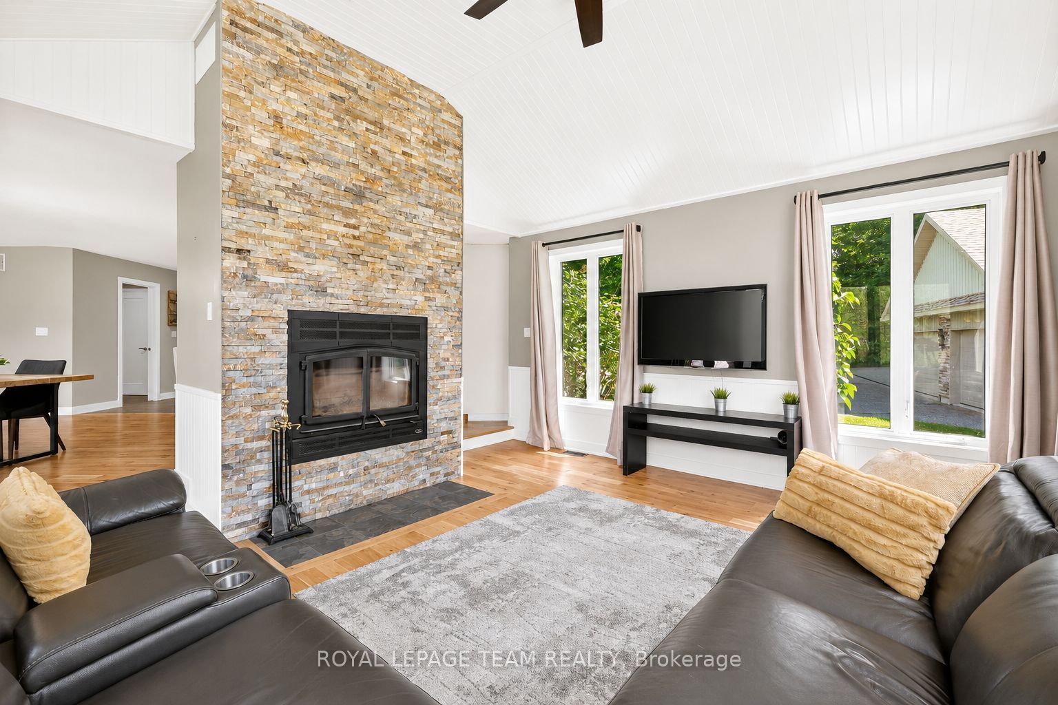 1830 Rollin Road Property Photo 15