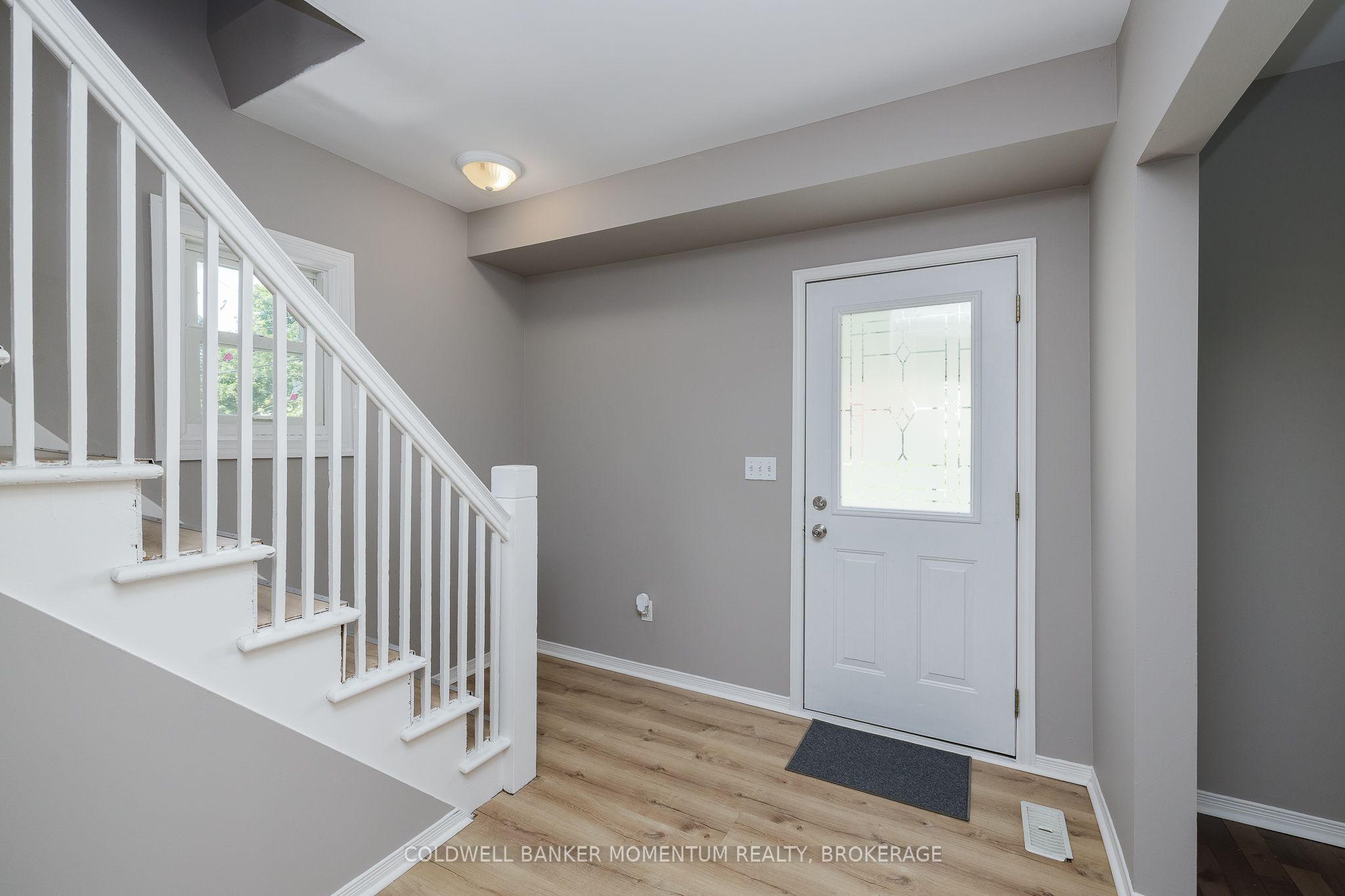 25 Gale Crescent Property Photo 5