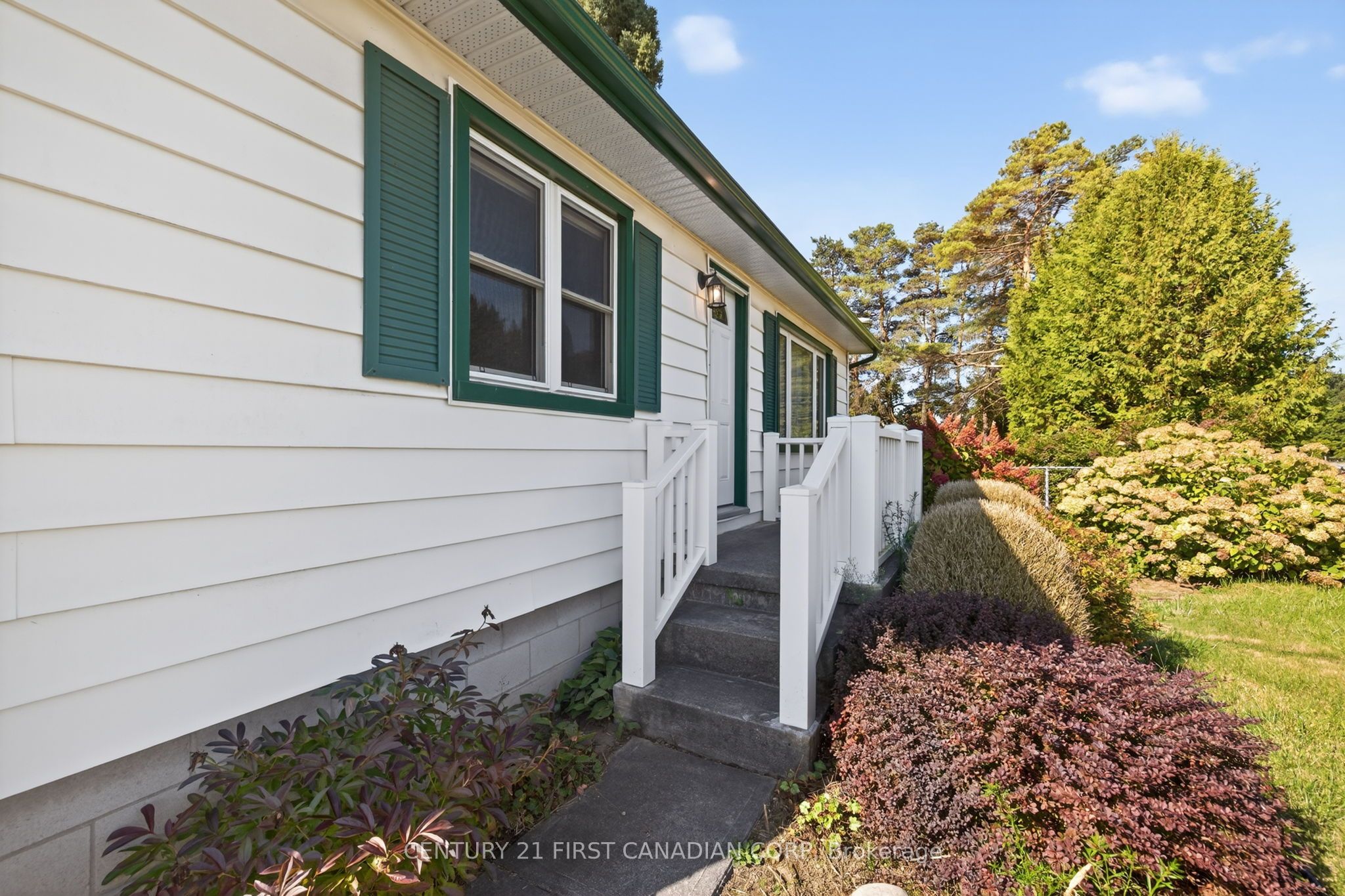 5147 Egremont Drive Property Photo 3