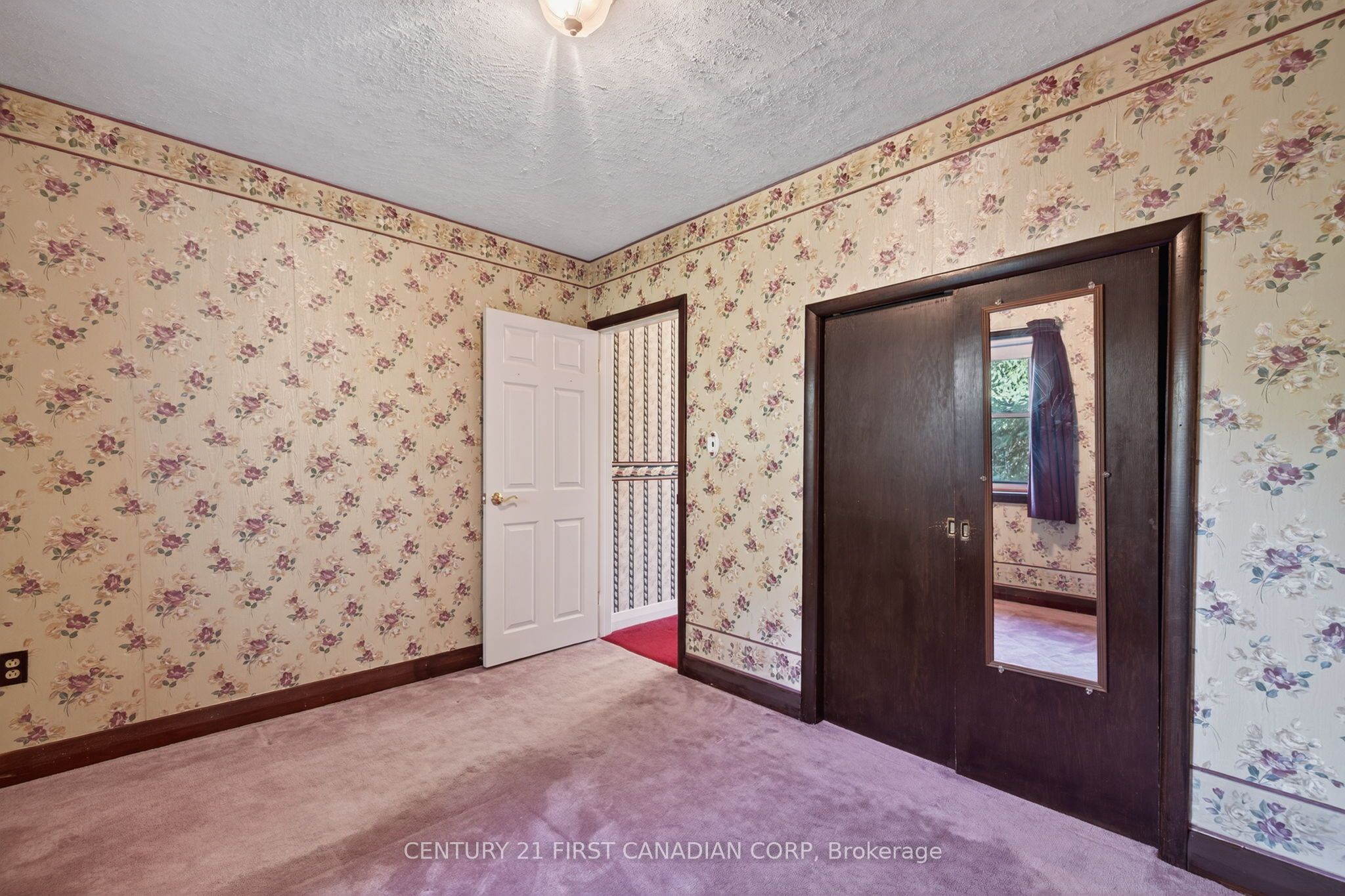 5147 Egremont Drive Property Photo 17