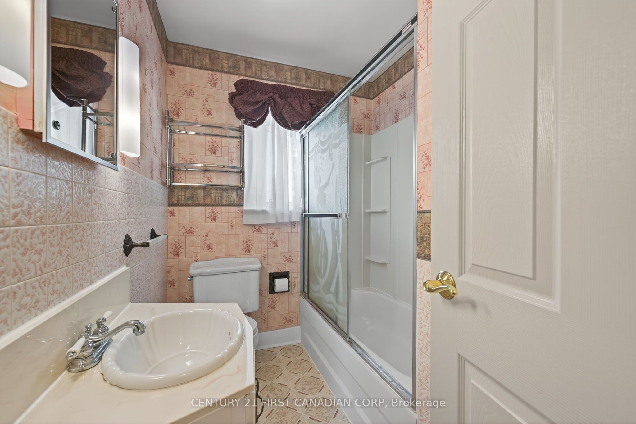 5147 Egremont Drive Property Photo 18