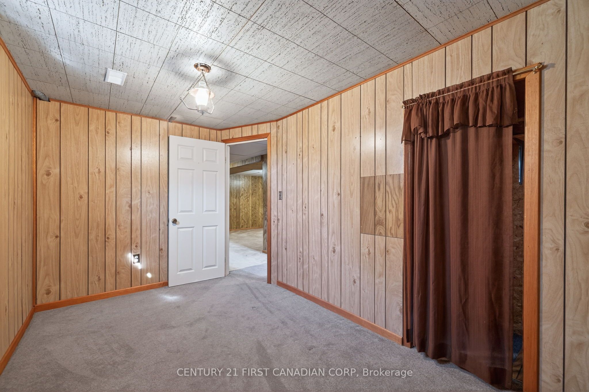 5147 Egremont Drive Property Photo 27