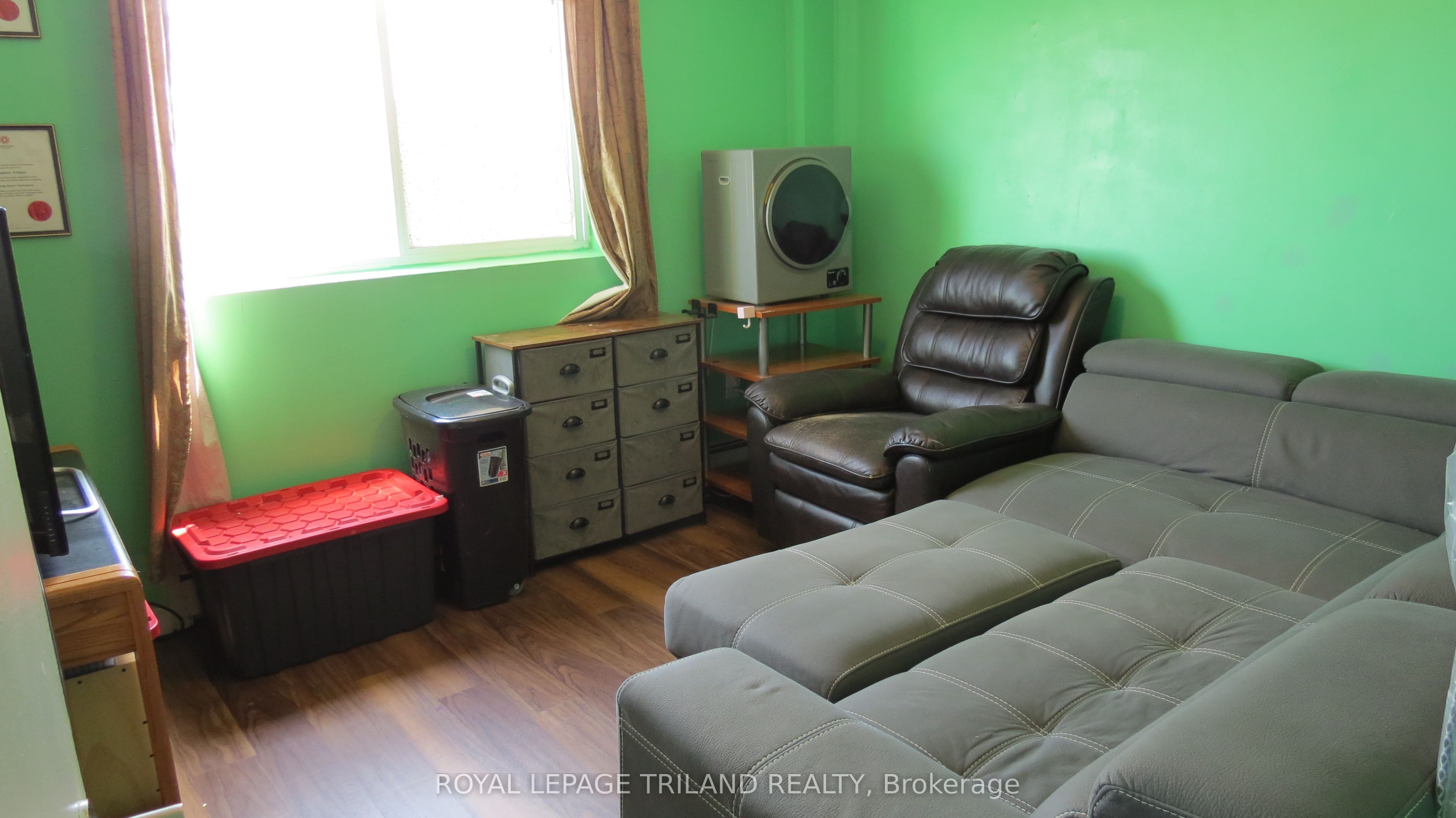 583 Mornington Avenue 504 Property Photo 9