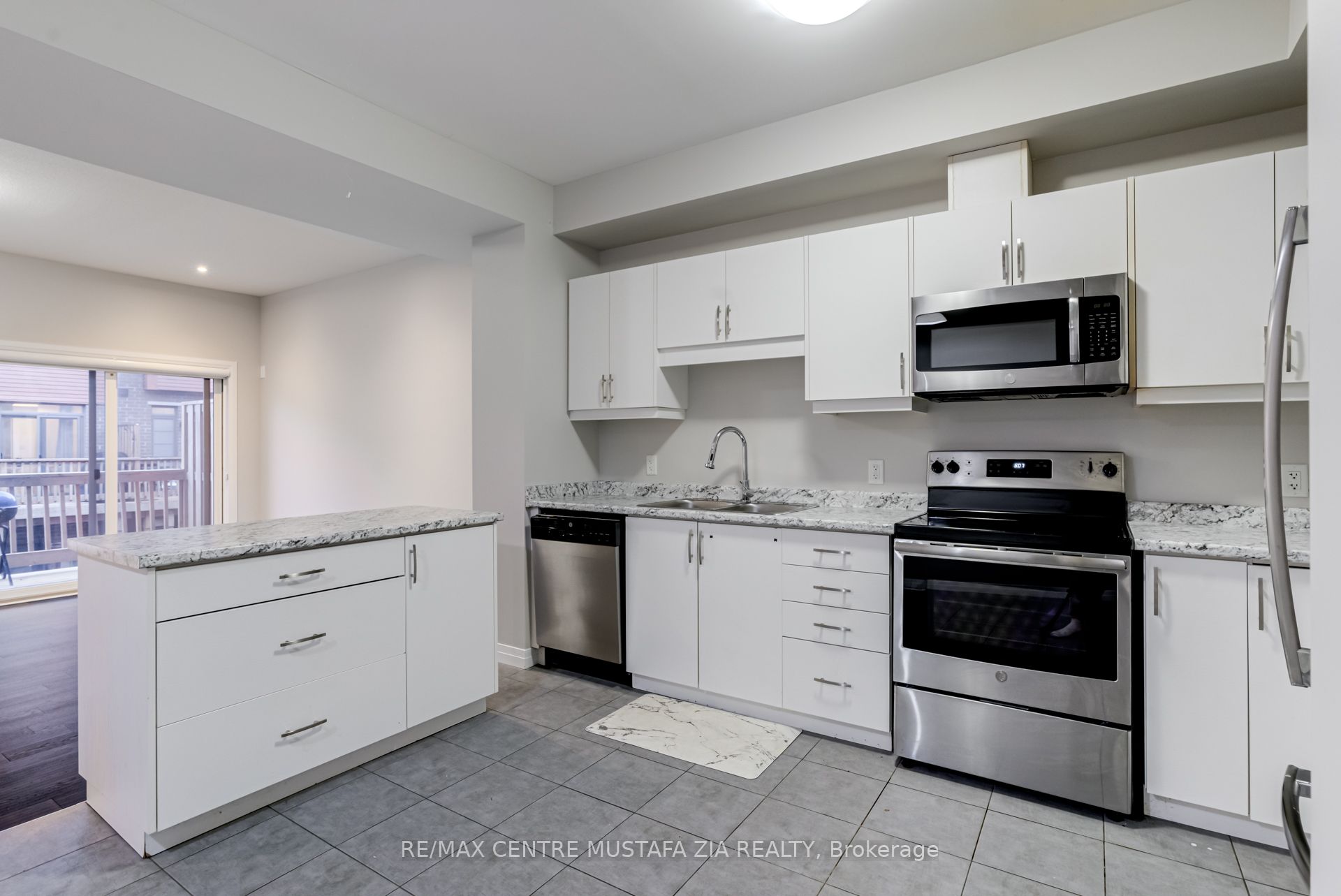 74 Soho Street Property Photo 10