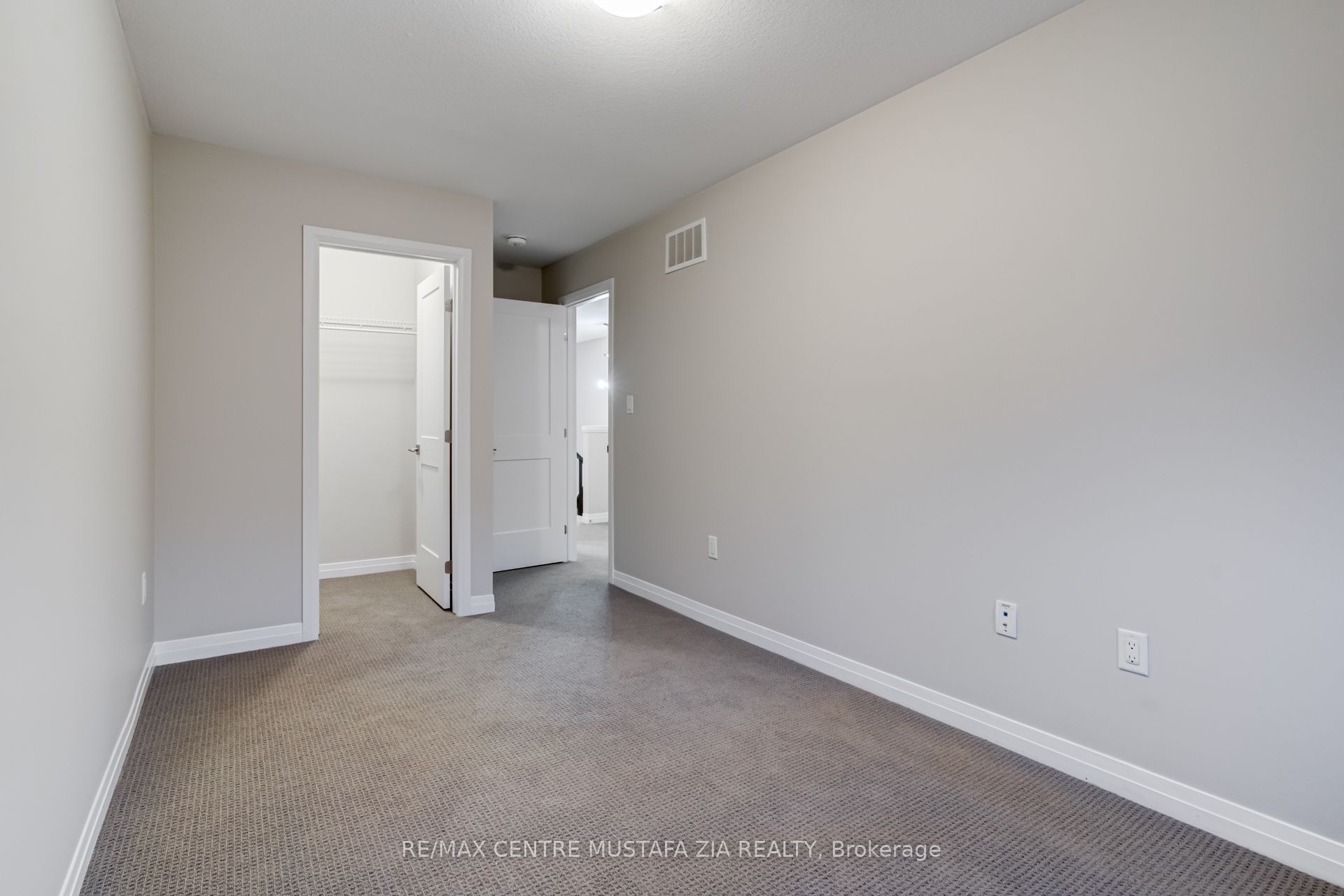 74 Soho Street Property Photo 27
