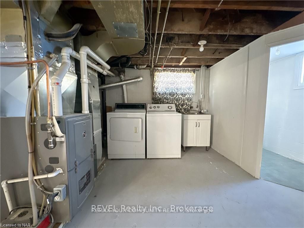19 Cameron Avenue Property Photo 8