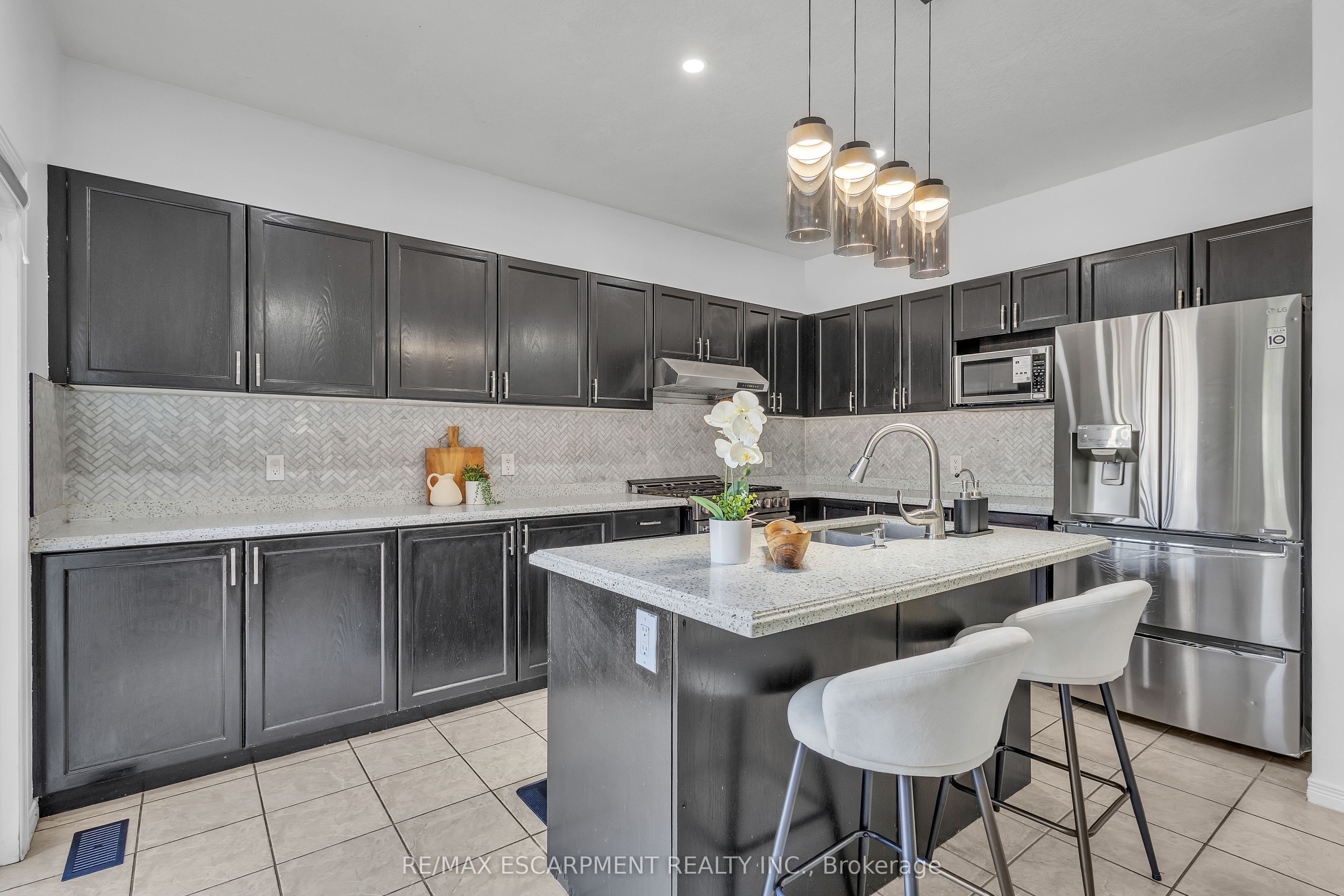 73 Fitzgerald Drive Property Photo 18