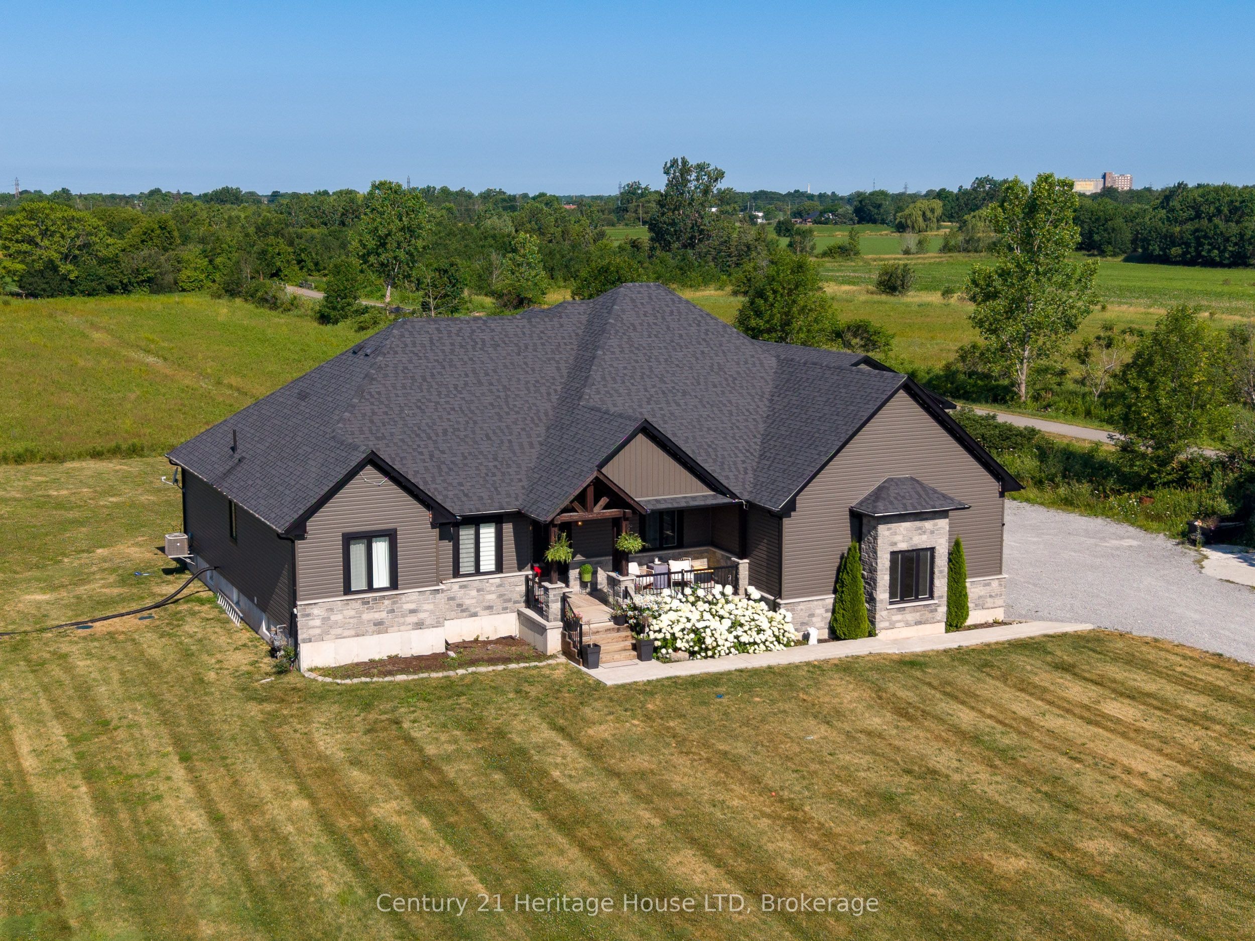 856 Lorraine Road Property Photo 2