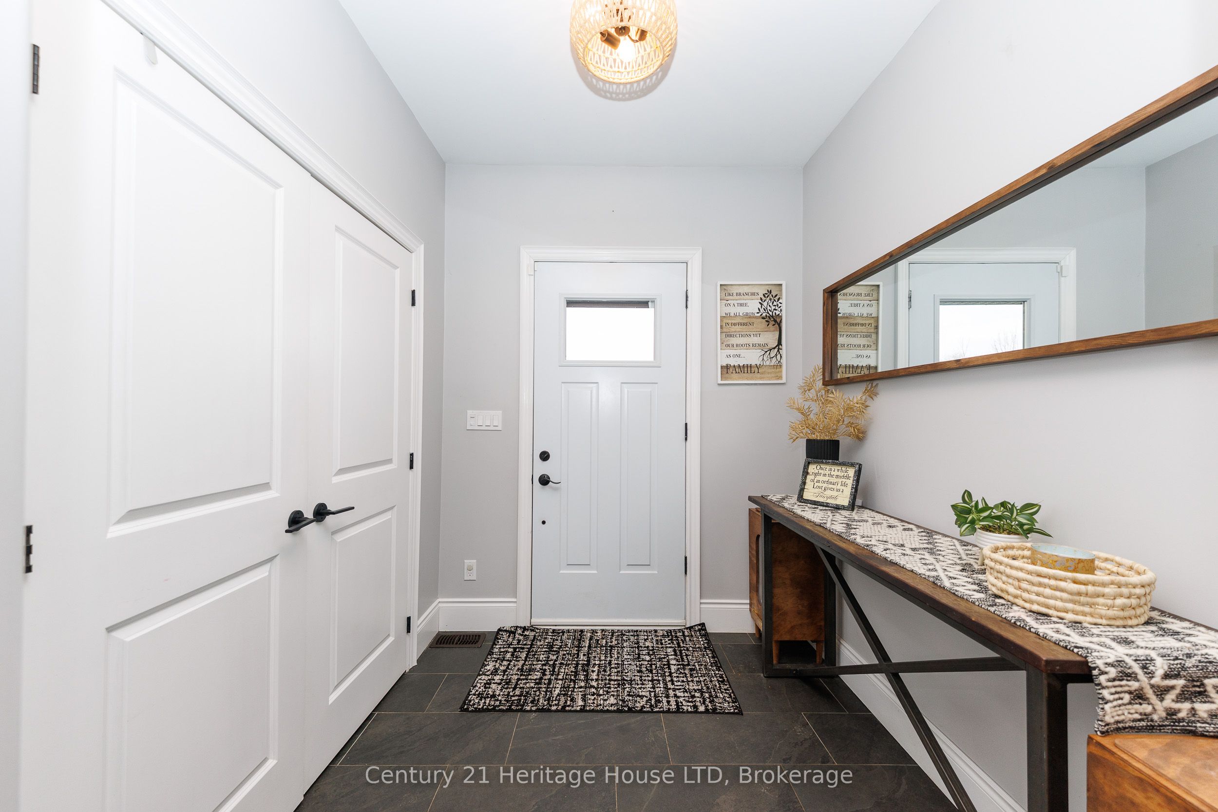 856 Lorraine Road Property Photo 6