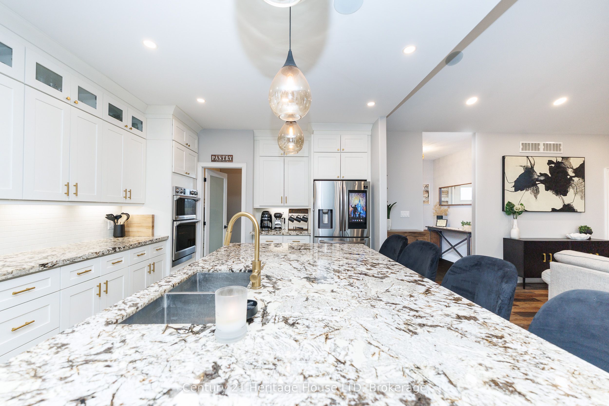 856 Lorraine Road Property Photo 12